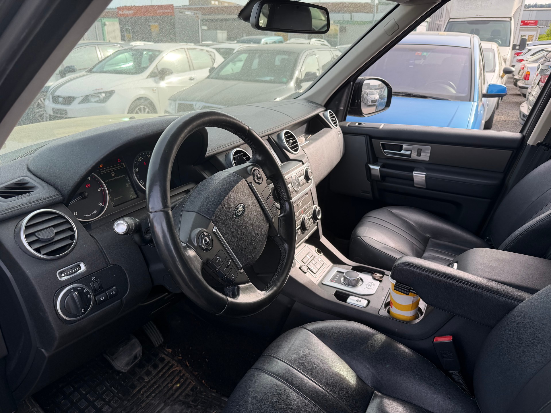 LAND ROVER Discovery 3.0 SDV6 HSE Luxury Automatic-image-7