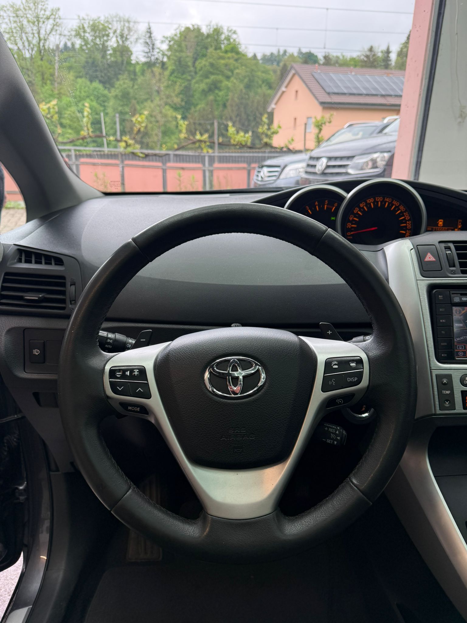 TOYOTA Verso 2.2 D-CAT Linea Sol Premium Automatic-image-7