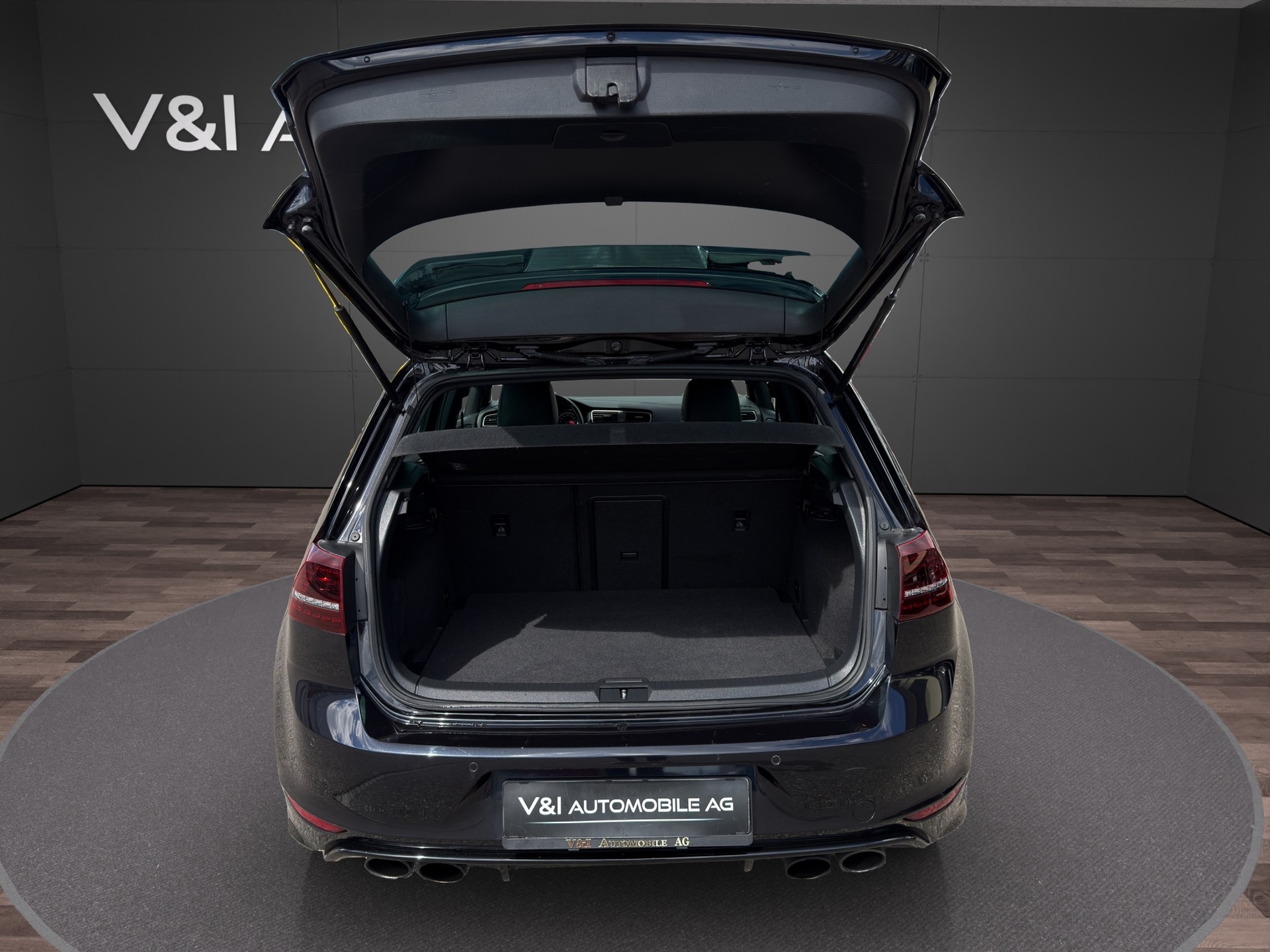 VW Golf 2.0 TSI R 4Motion DSG-image-22