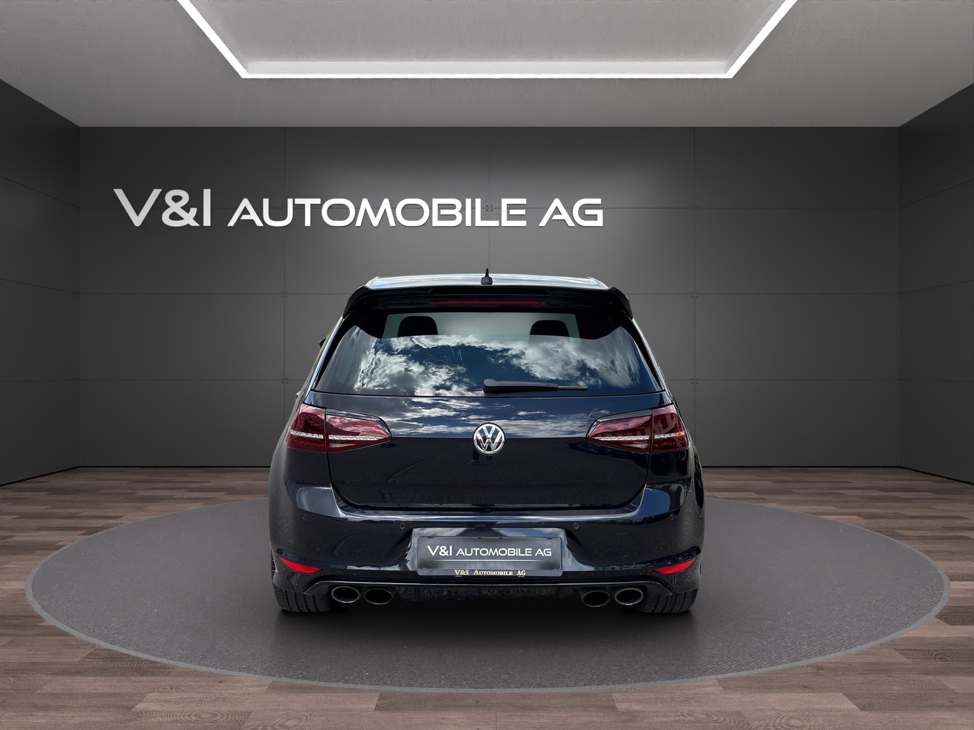 VW Golf 2.0 TSI R 4Motion DSG-image-5