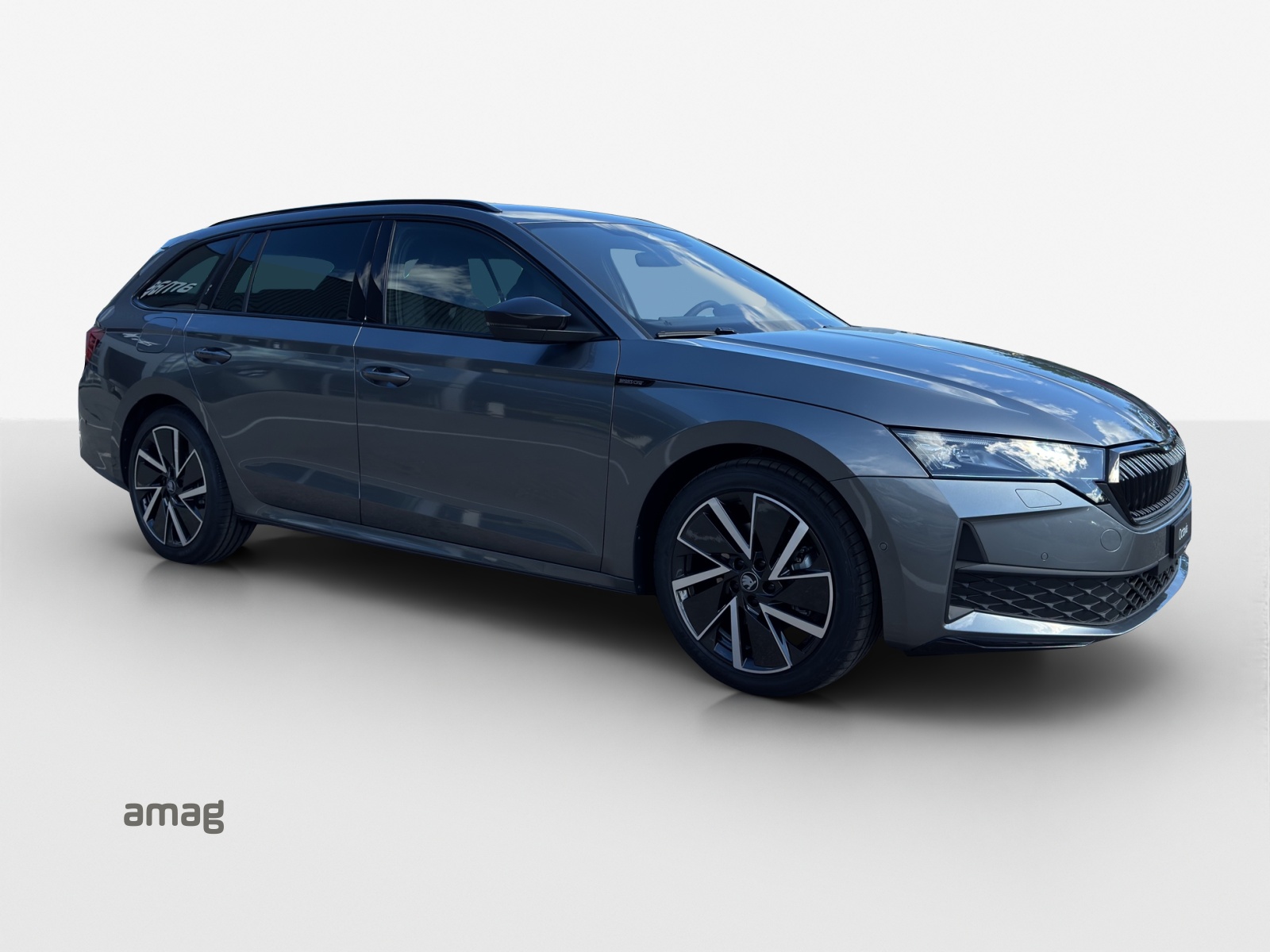 SKODA Octavia Combi 2.0 TSI DSG Dynamic 4x4-image-5