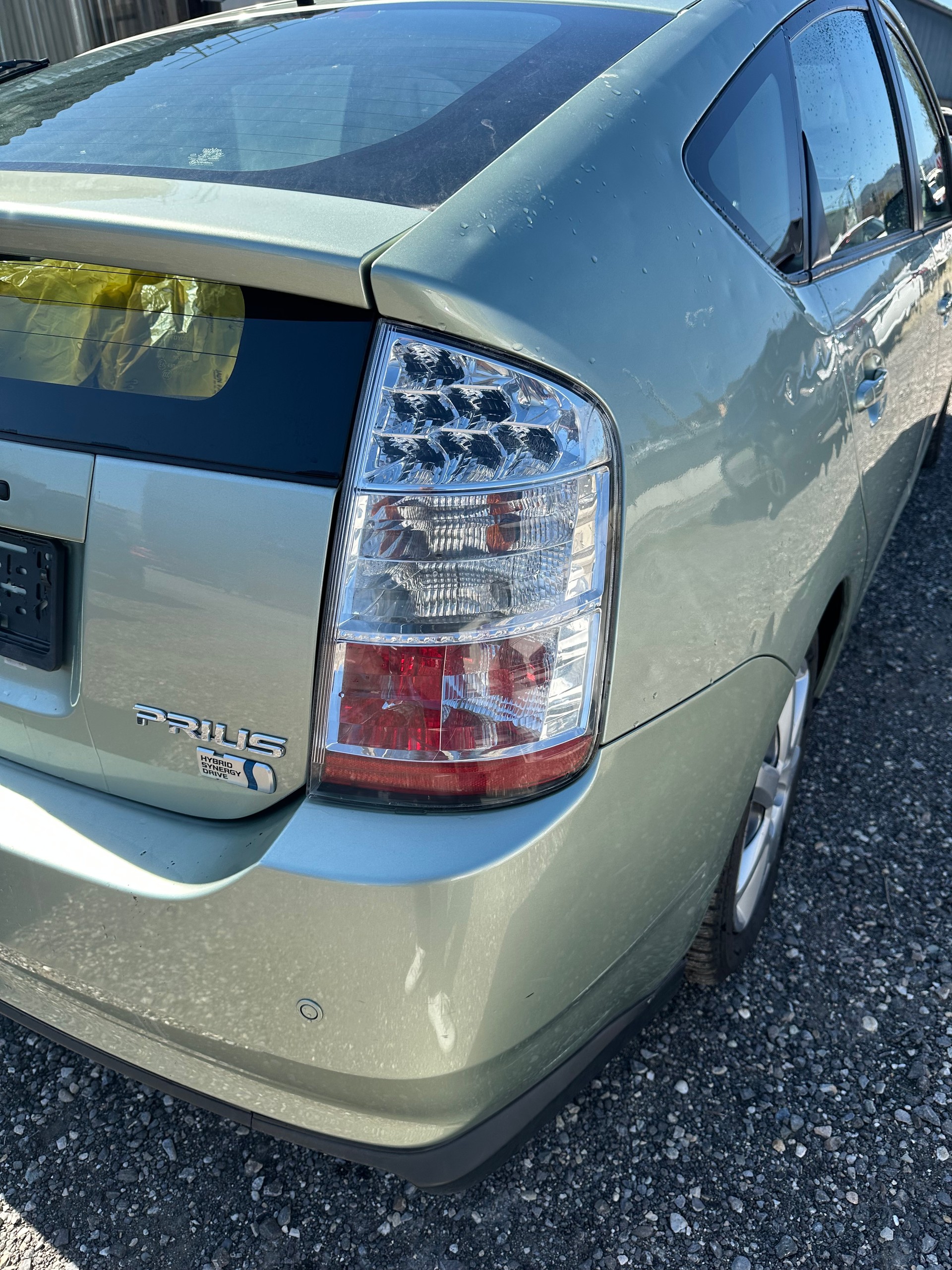 TOYOTA Prius 1.5 16V Hybrid-image-4