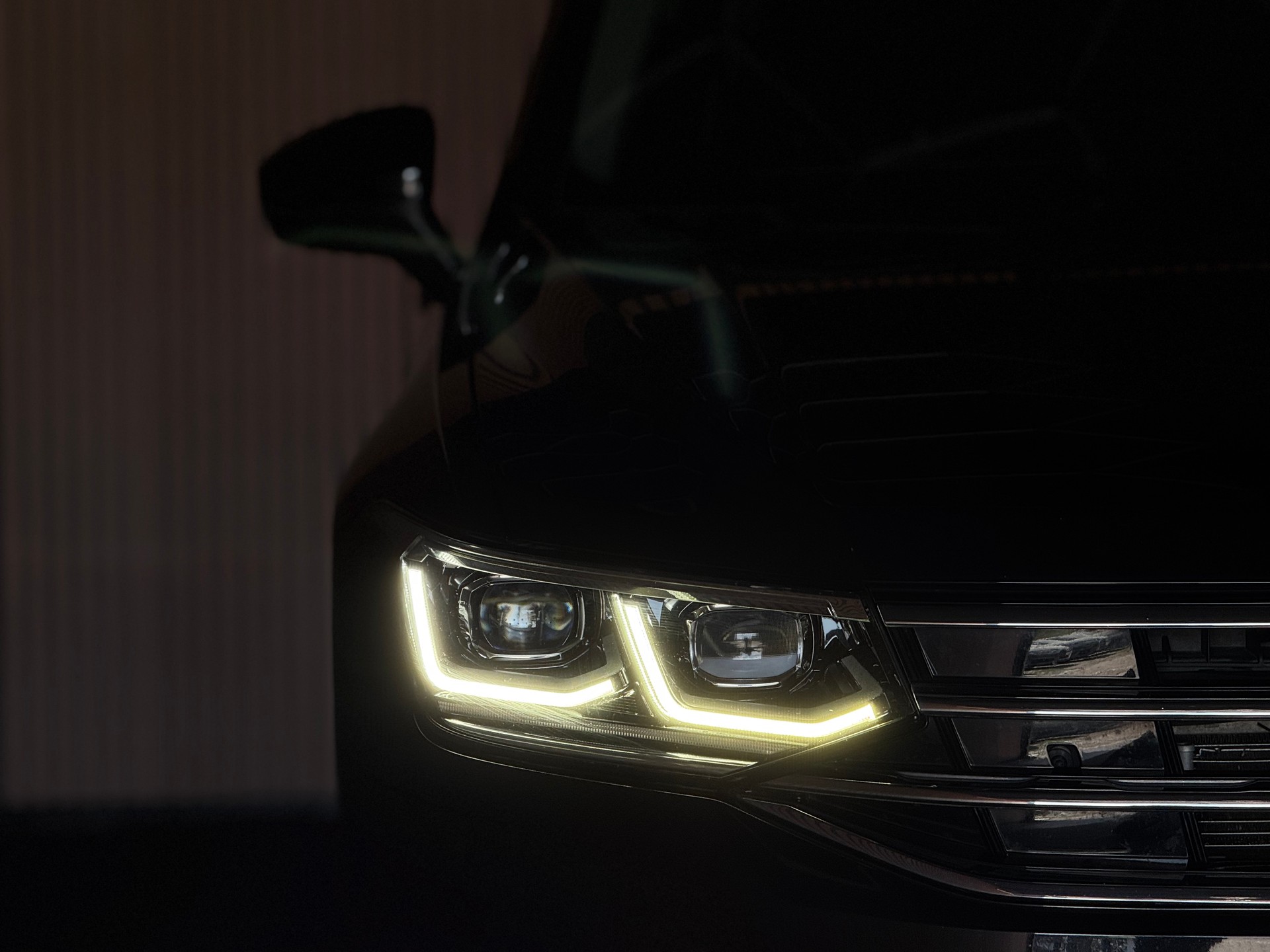 VW Tiguan 2.0 TDI SCR Elegance DSG | 1 Jahr Garantie | Facelift | *ab CHF 229.-/ Monat*-image-5