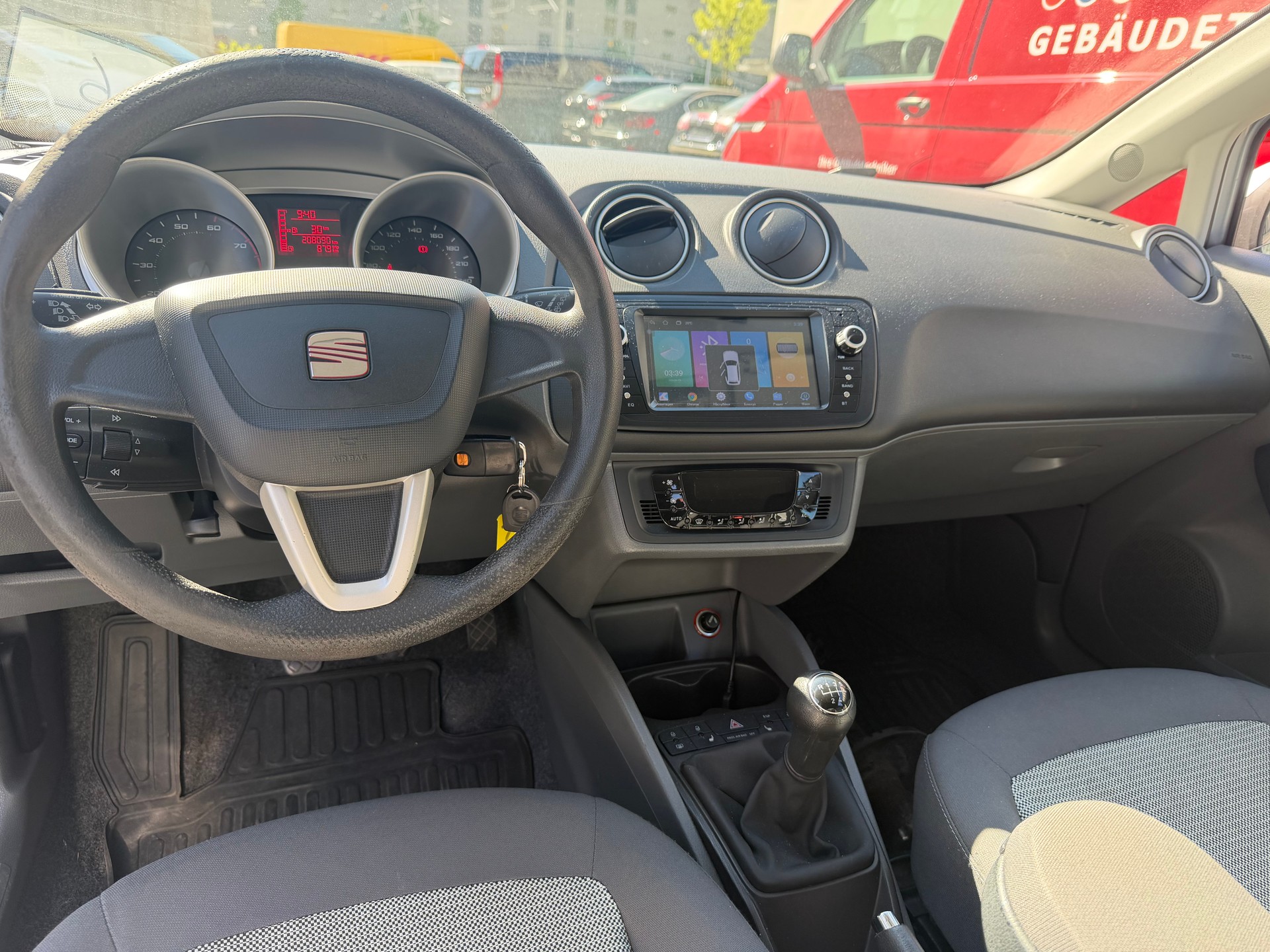 SEAT Ibiza 1.6 Style-image-9
