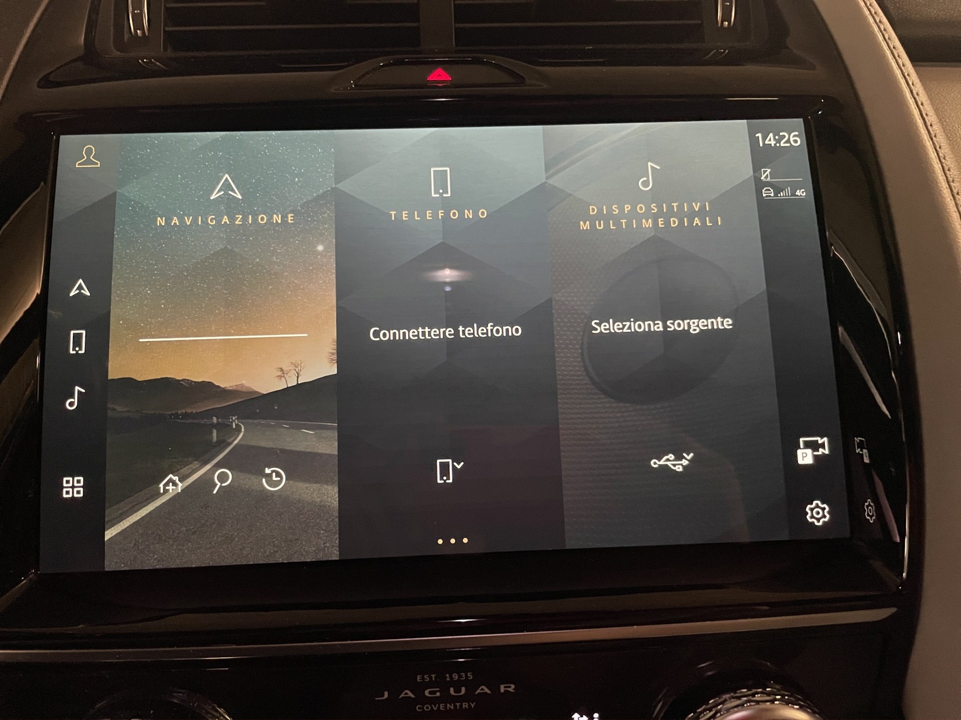 JAGUAR E-Pace 2.0d D165 AWD-image-10