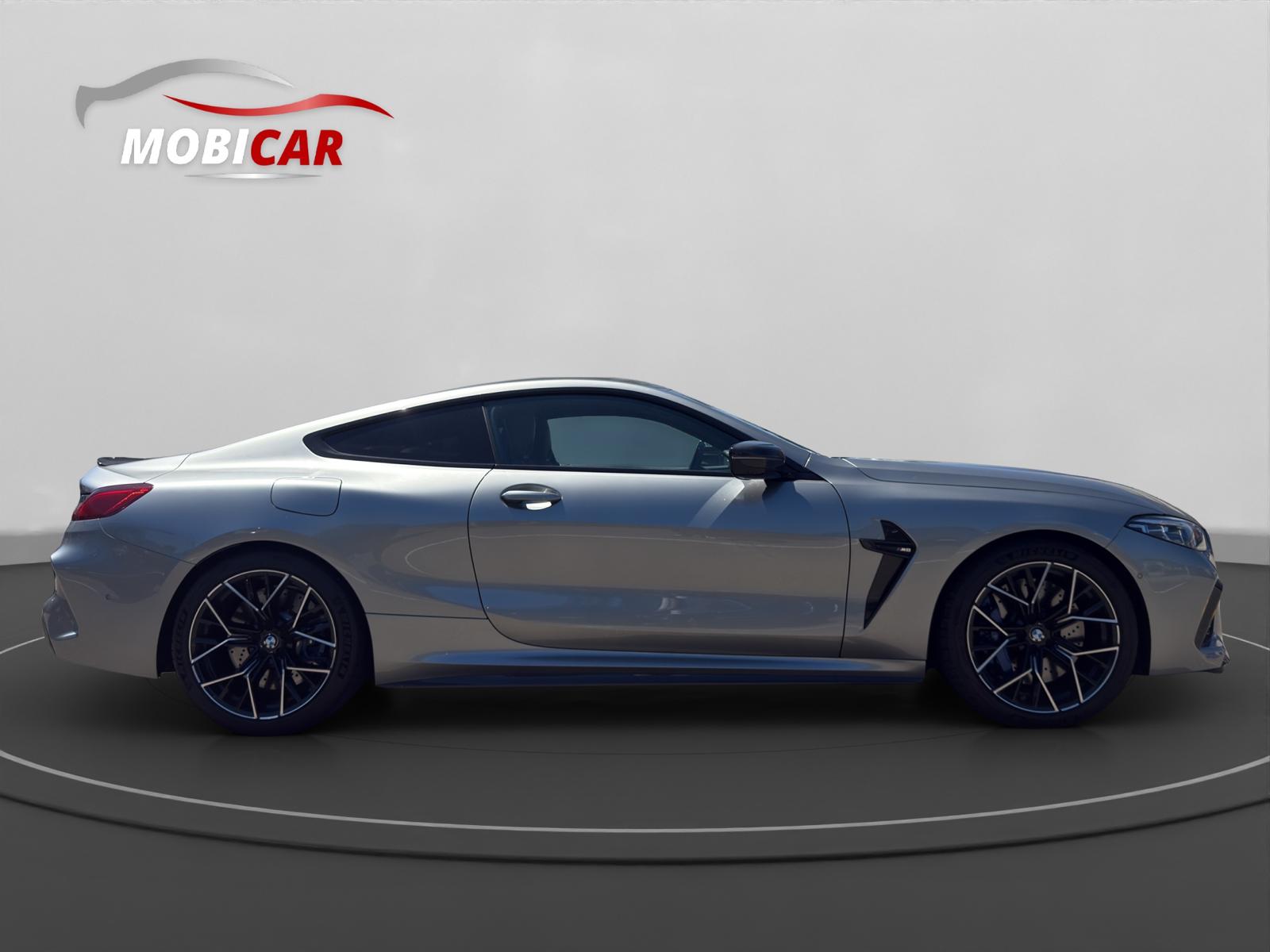 BMW M8 xDrive Steptronic-image-5