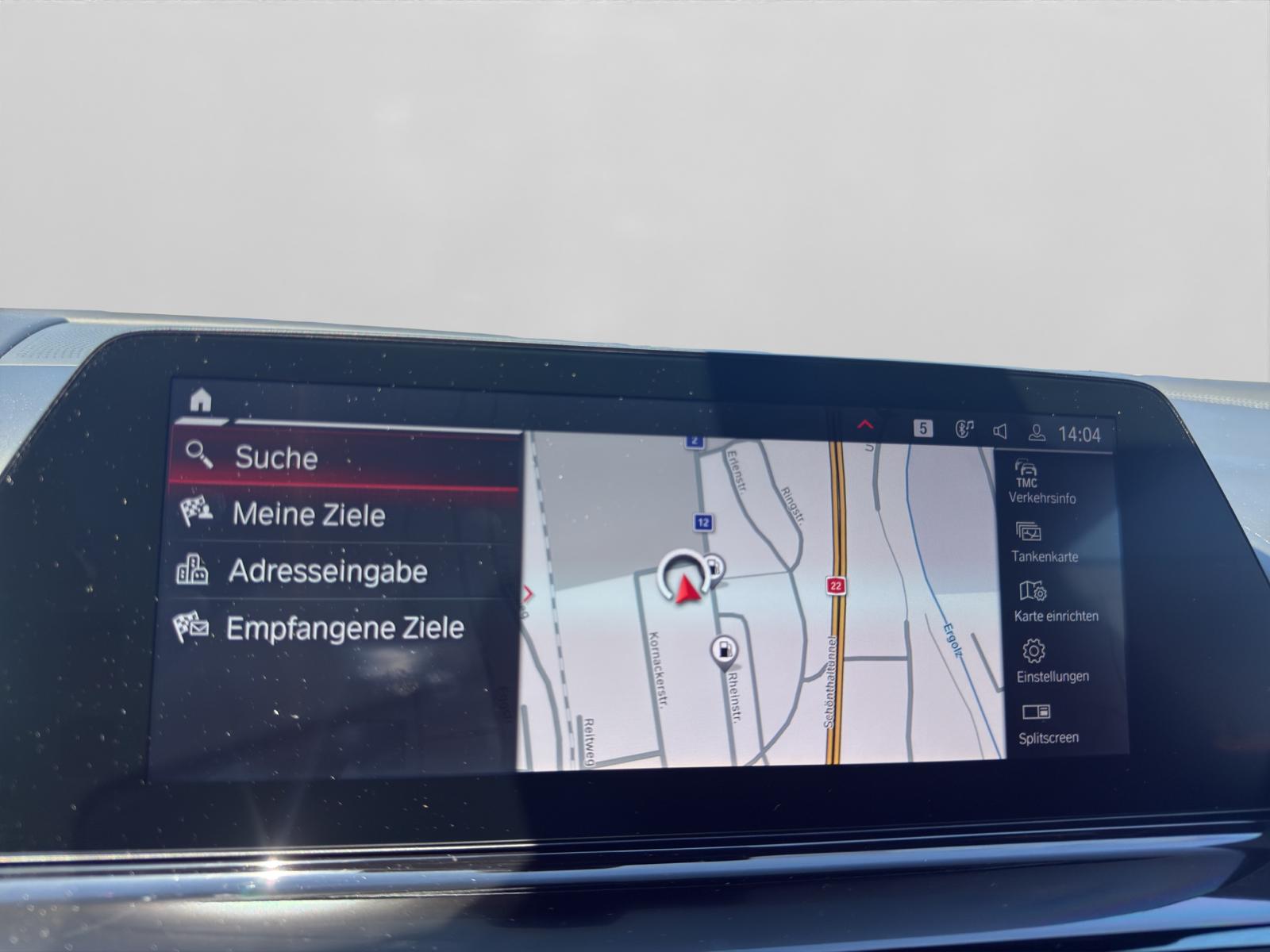 BMW M8 xDrive Steptronic-image-12