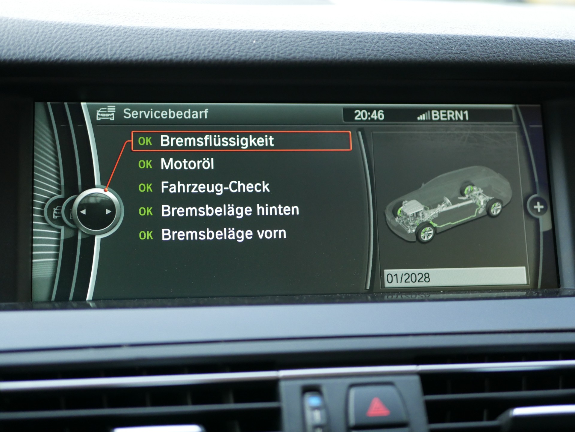 BMW 523i-image-12