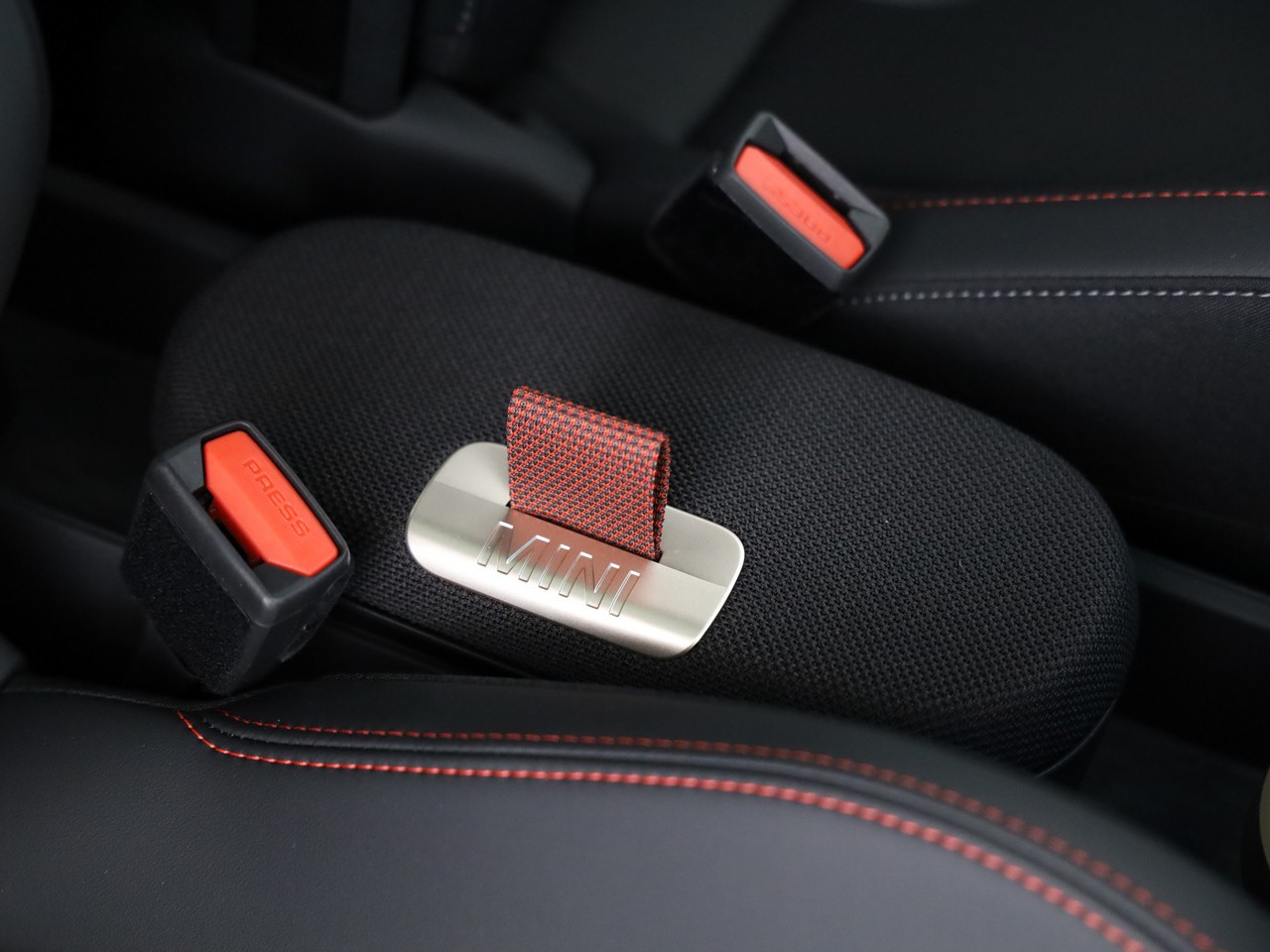 MINI Aceman e John Cooper Works-image-19