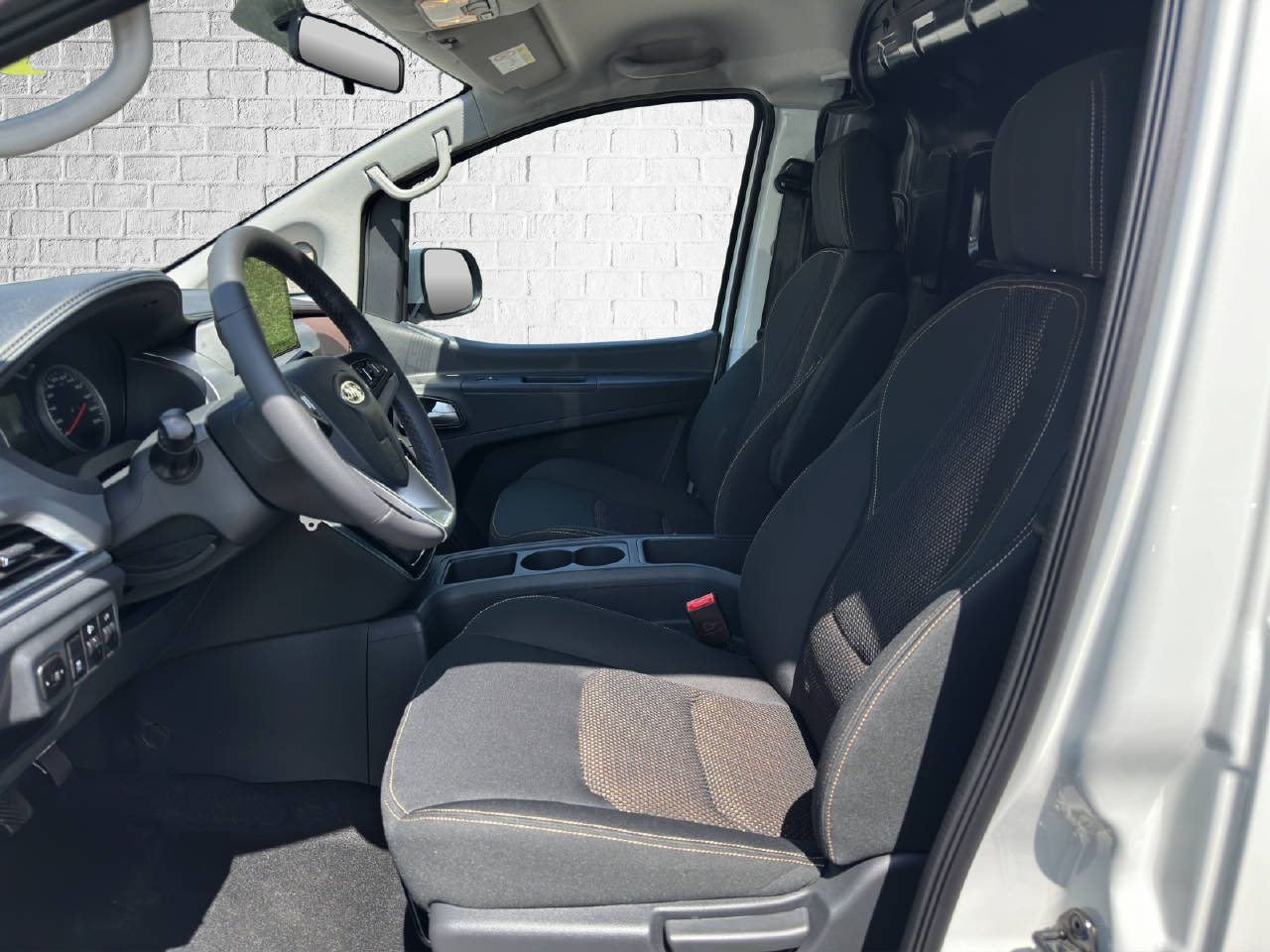 JAC M3 EV-image-5