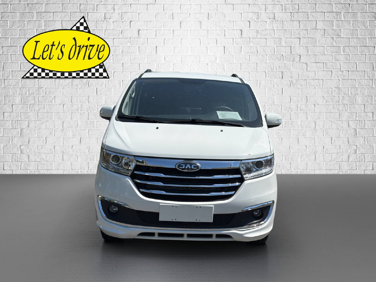 JAC M3 EV-showroom-element-1