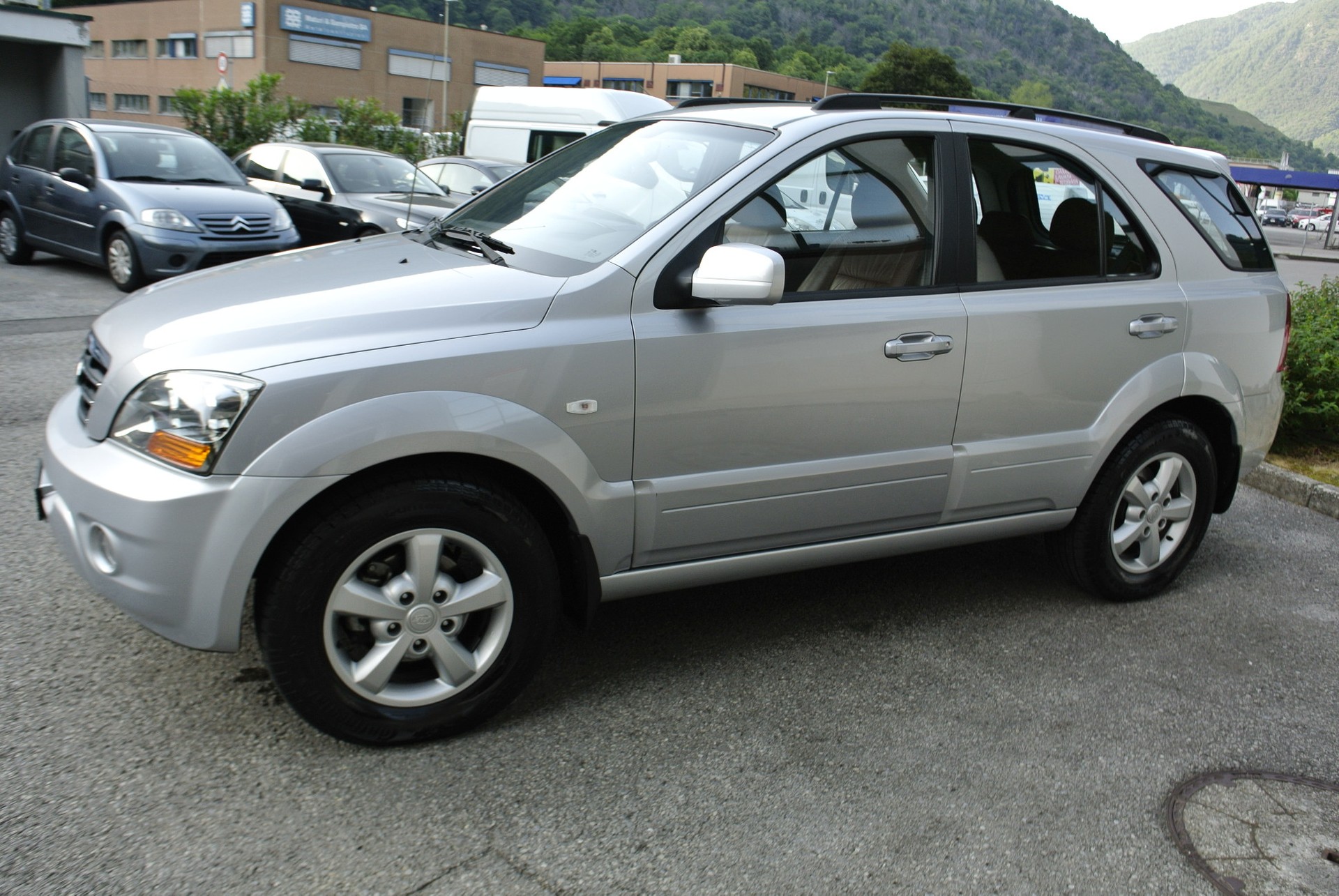 KIA Sorento 2.5 CRDI-image-11