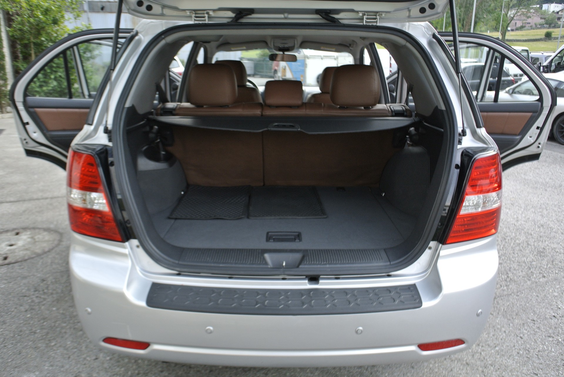 KIA Sorento 2.5 CRDI-image-18