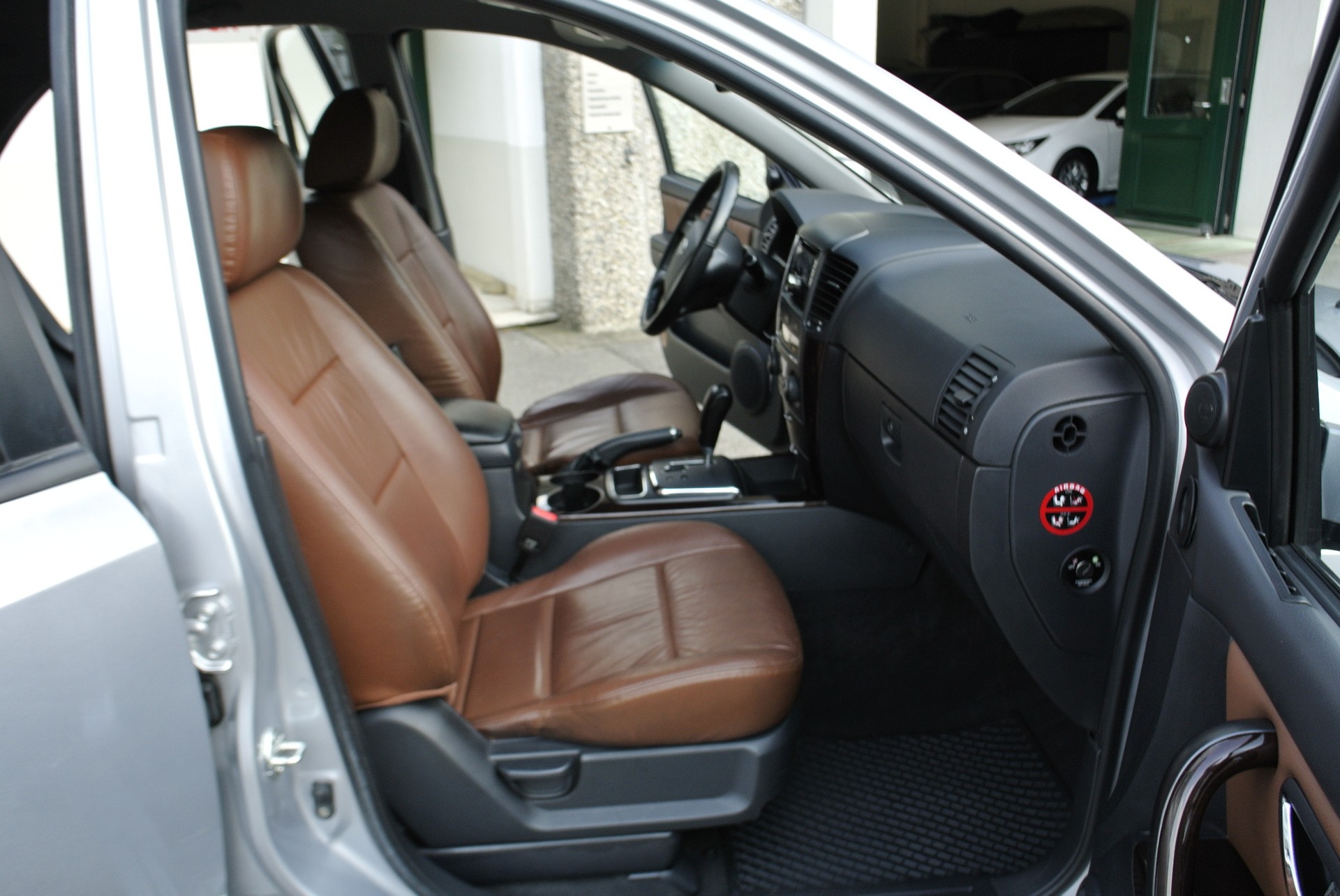 KIA Sorento 2.5 CRDI-image-15