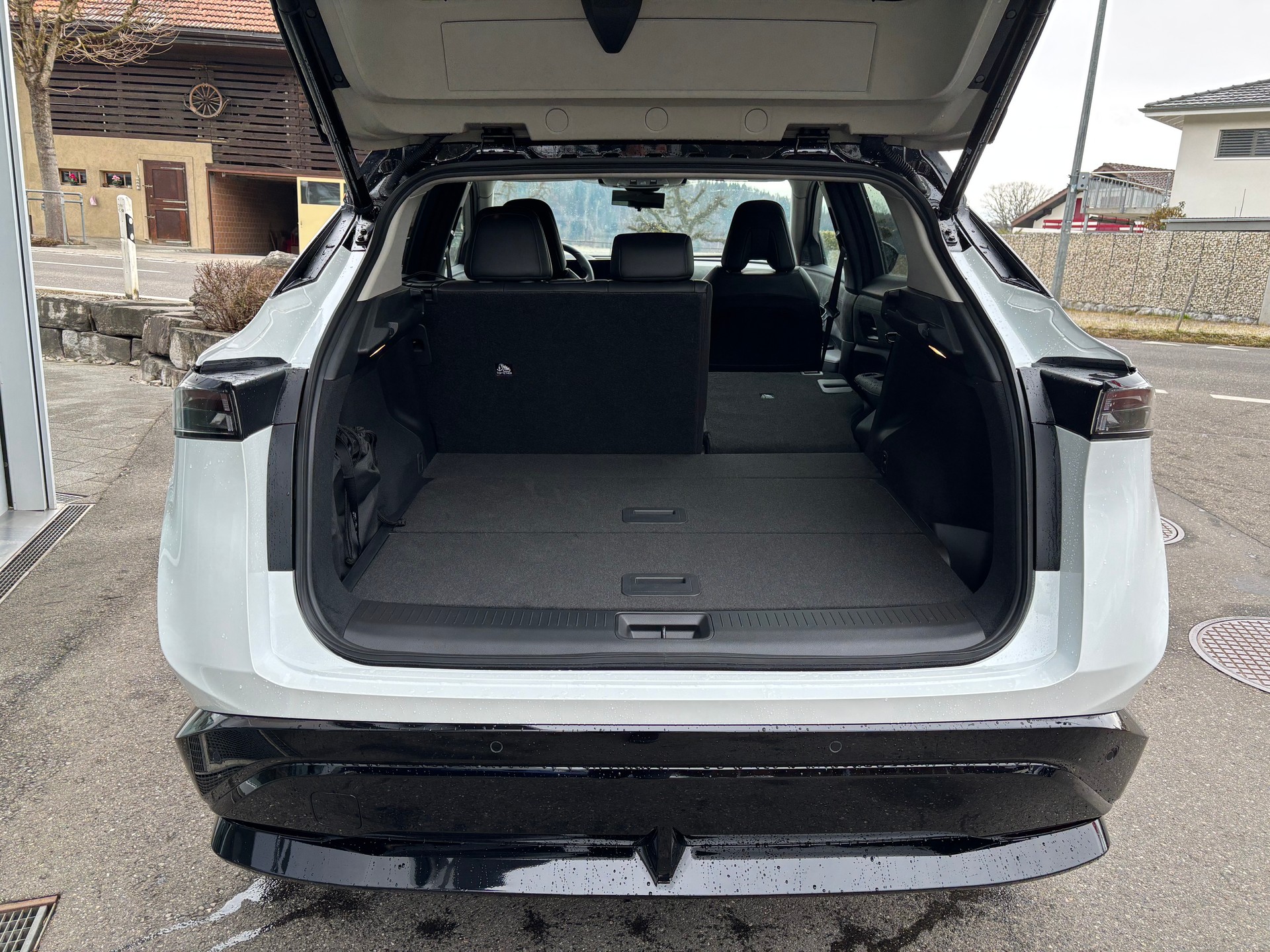 NISSAN Ariya 87 kWh Evolve Allrad-image-5