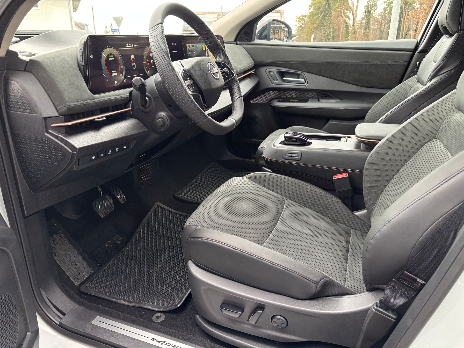 NISSAN Ariya 87 kWh Evolve Allrad-image-9