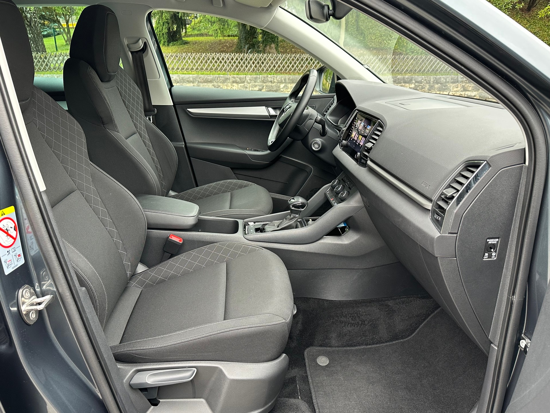 SKODA Karoq 1.5 TSI ACT Ambition DSG-image-11
