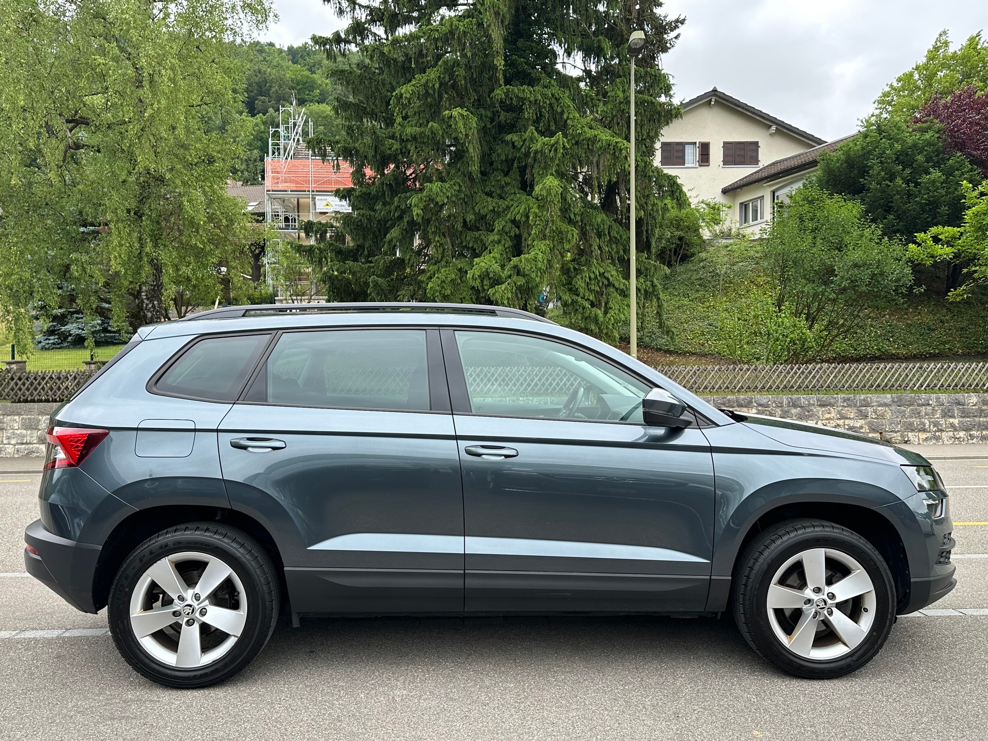 SKODA Karoq 1.5 TSI ACT Ambition DSG-image-4