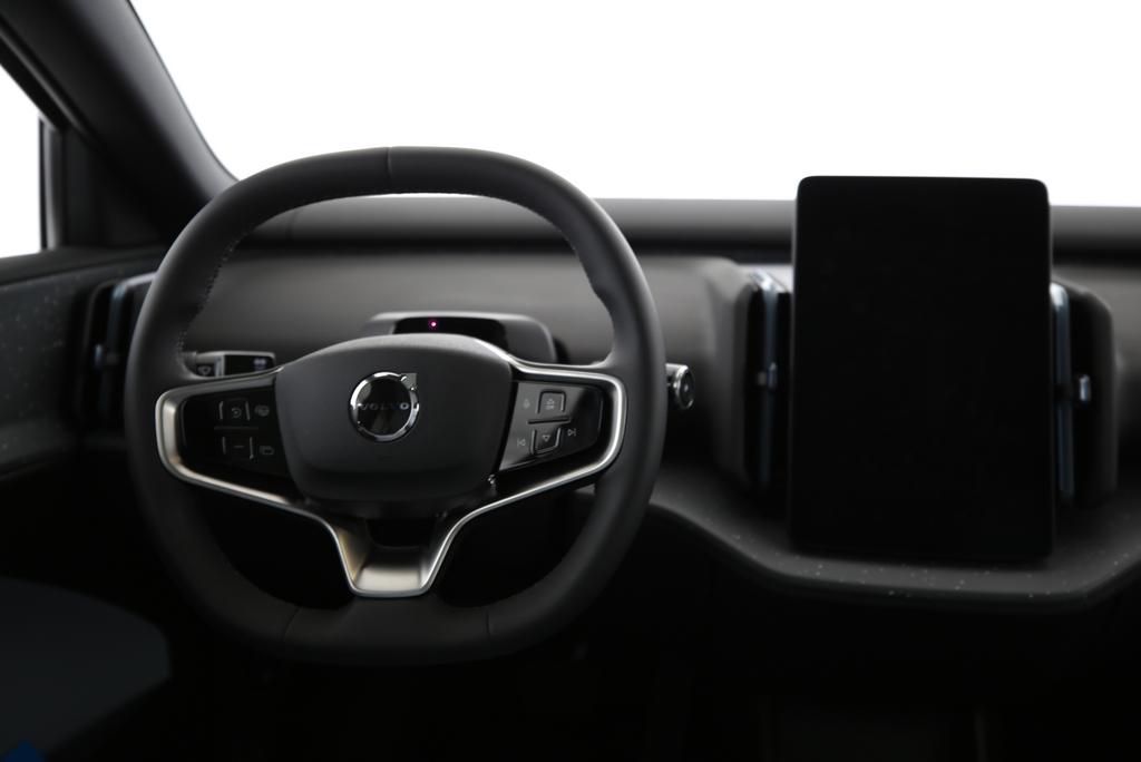 VOLVO EX30 E60 Twin Ultra Performance AWD-image-6