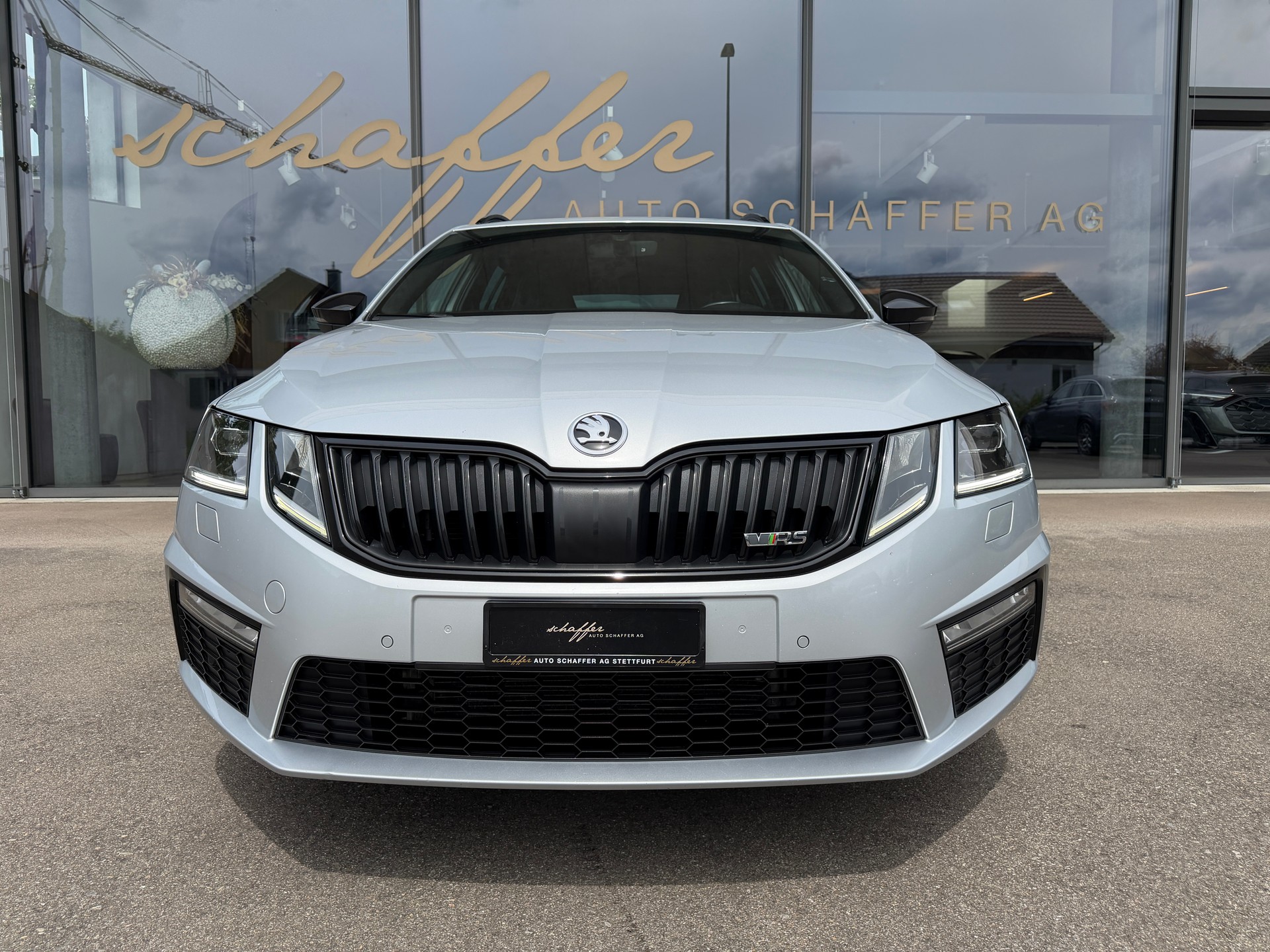 SKODA Octavia Combi 2.0 TSI RS DSG-showroom-element-2