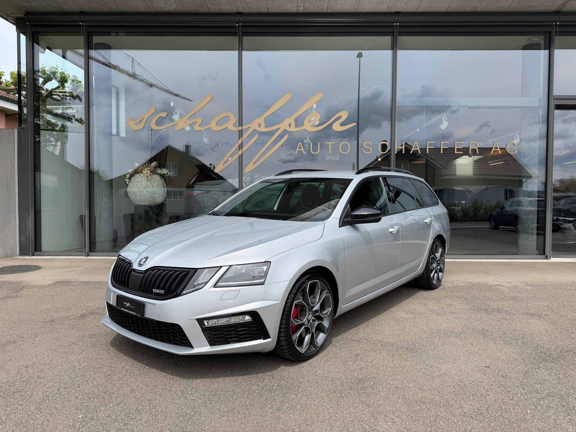 SKODA Octavia Combi 2.0 TSI RS DSG