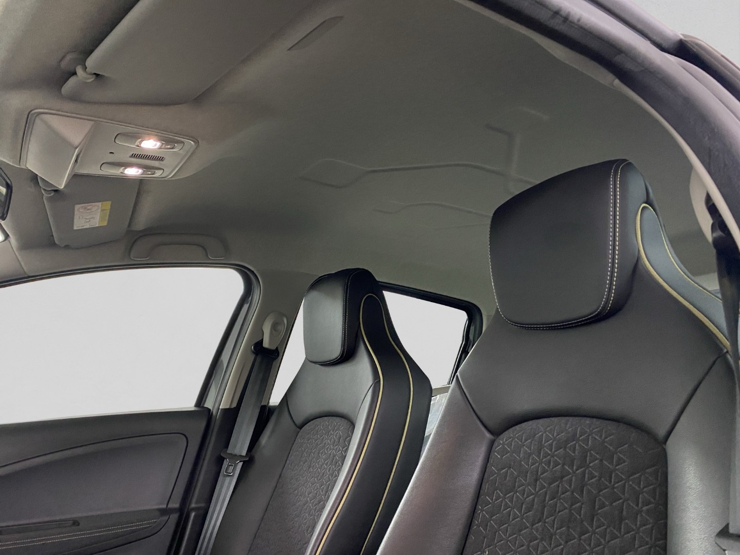 RENAULT Zoe R135 (incl. Batterie) Iconic-image-17