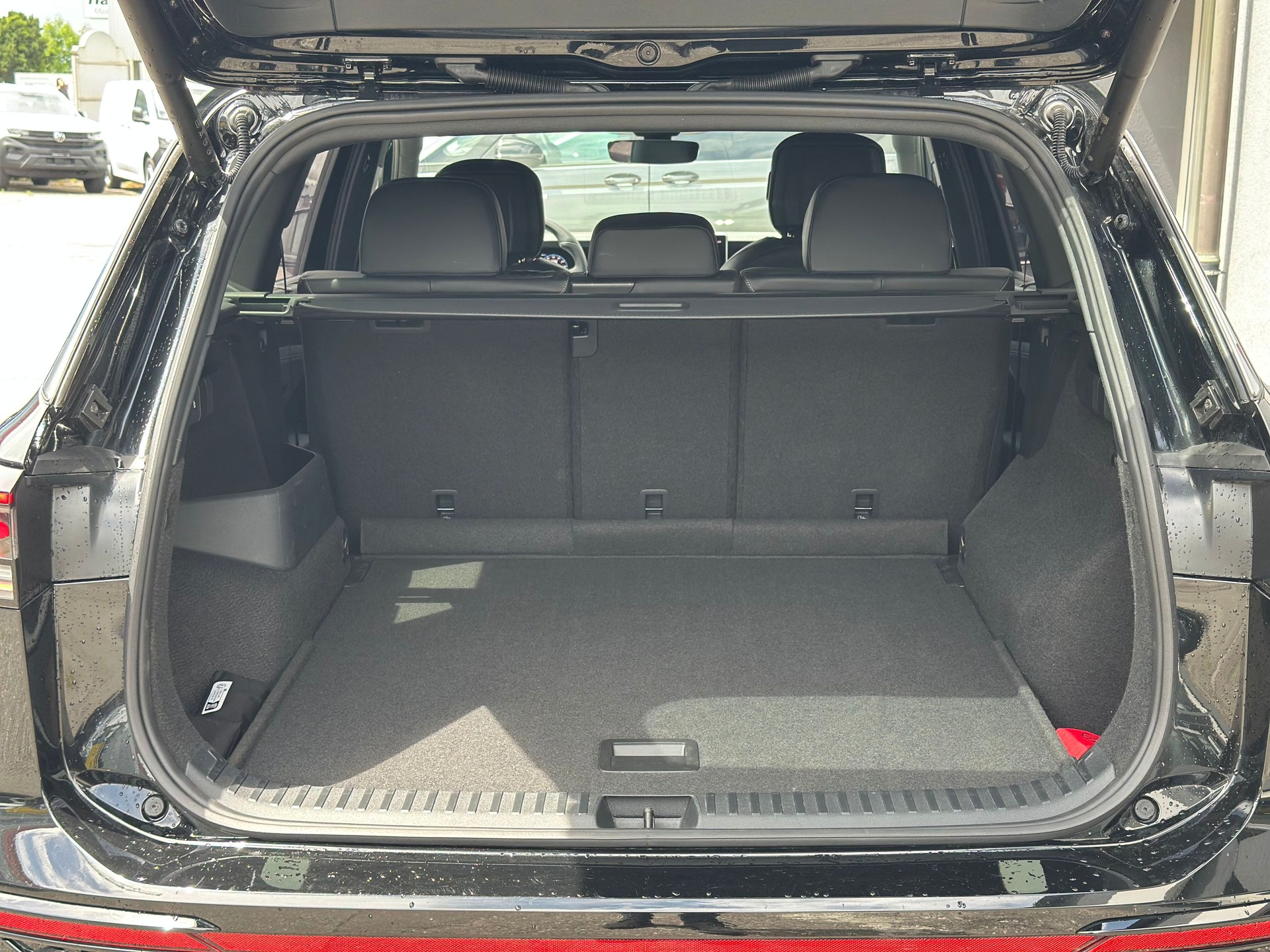 VW Tayron 2.0 TSI R-Line DSG 4Motion-image-8