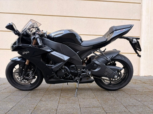 KAWASAKI Ninja ZX-10R-image-0