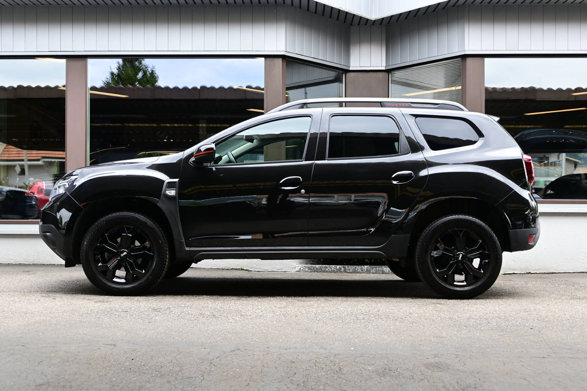 DACIA Duster 1.3 TCe 150 Extreme EDC-showroom-element-3