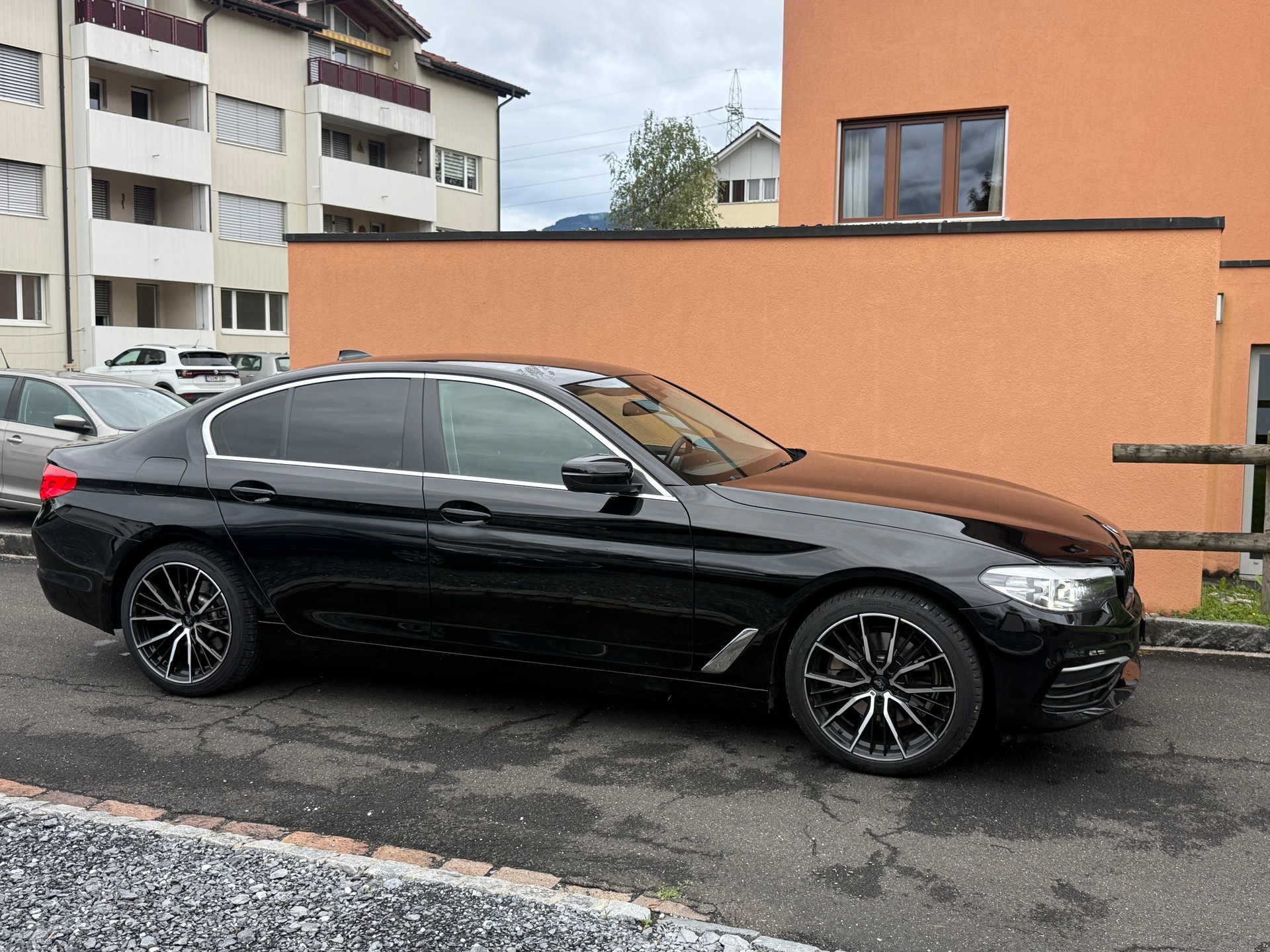 BMW 520d xDrive Luxury Line Steptronic-image-9