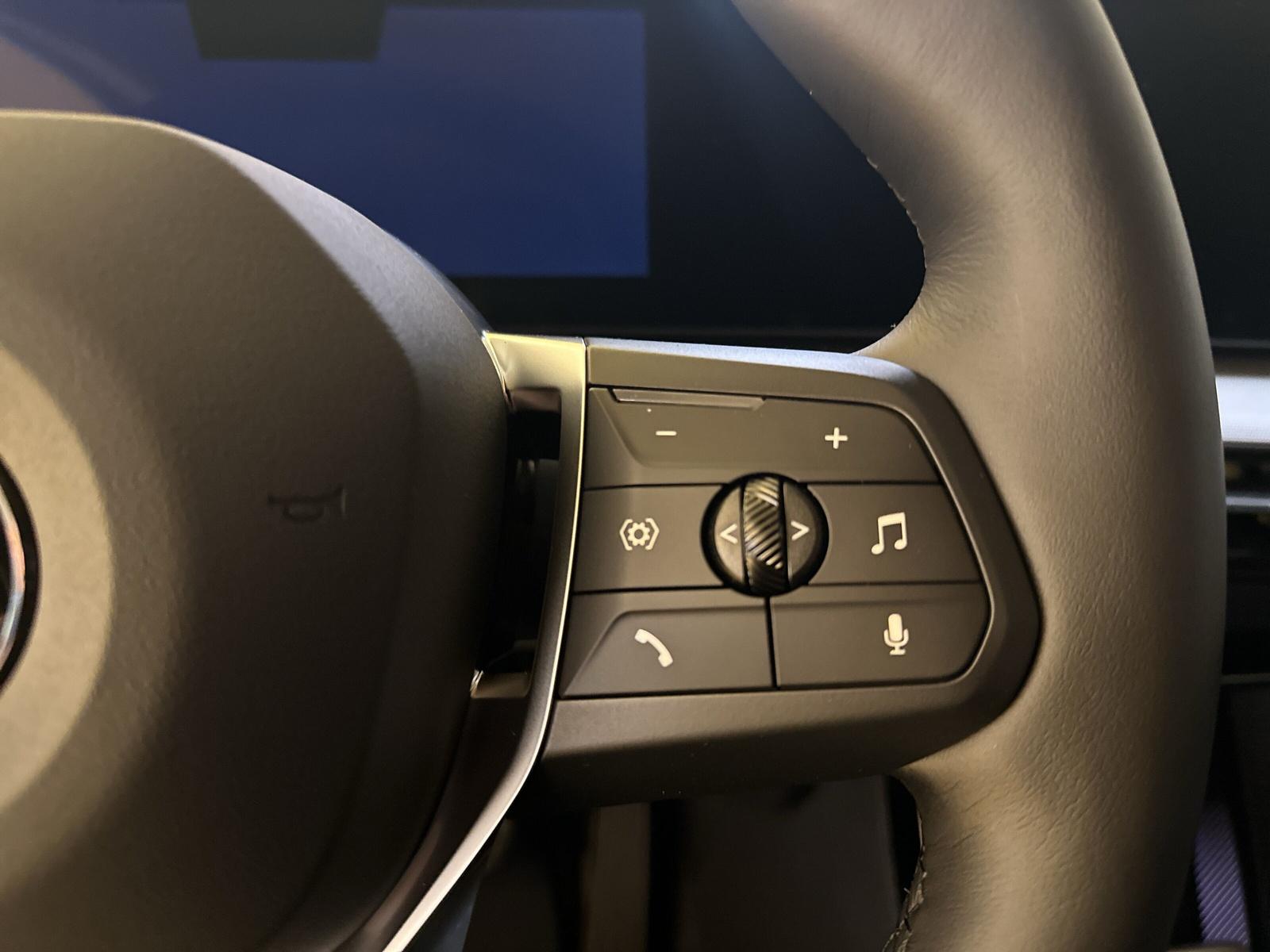 BMW X2 20d xDrive U10 (CH) AHK 📍-image-11