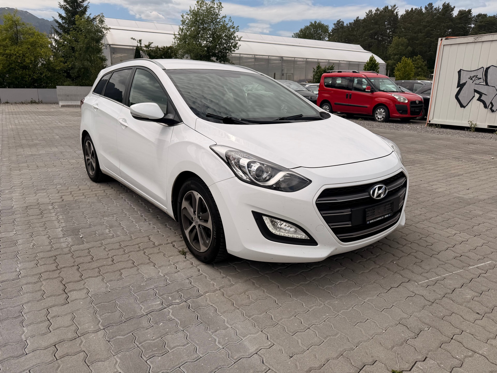 HYUNDAI i30 Wagon 1.6 CRDi Origo-image-5