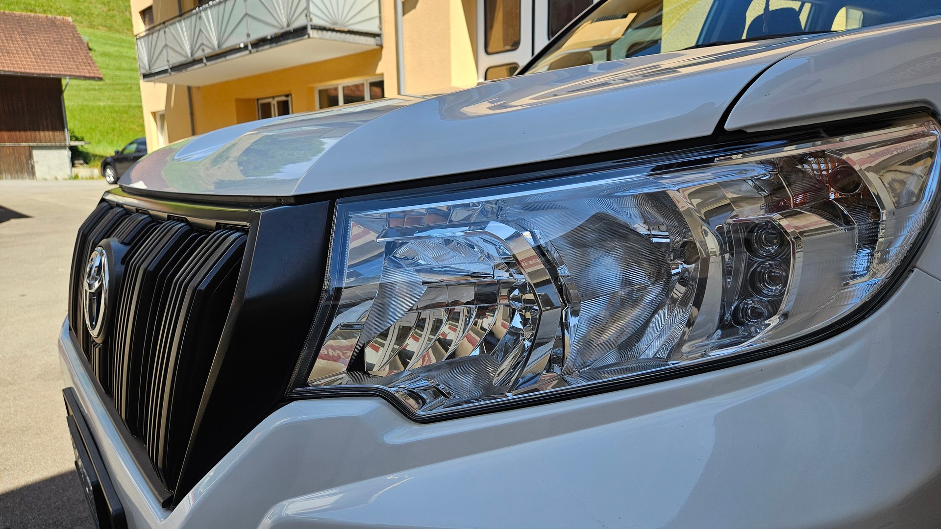 TOYOTA Land Cruiser 2.8TD Active Automat-image-5