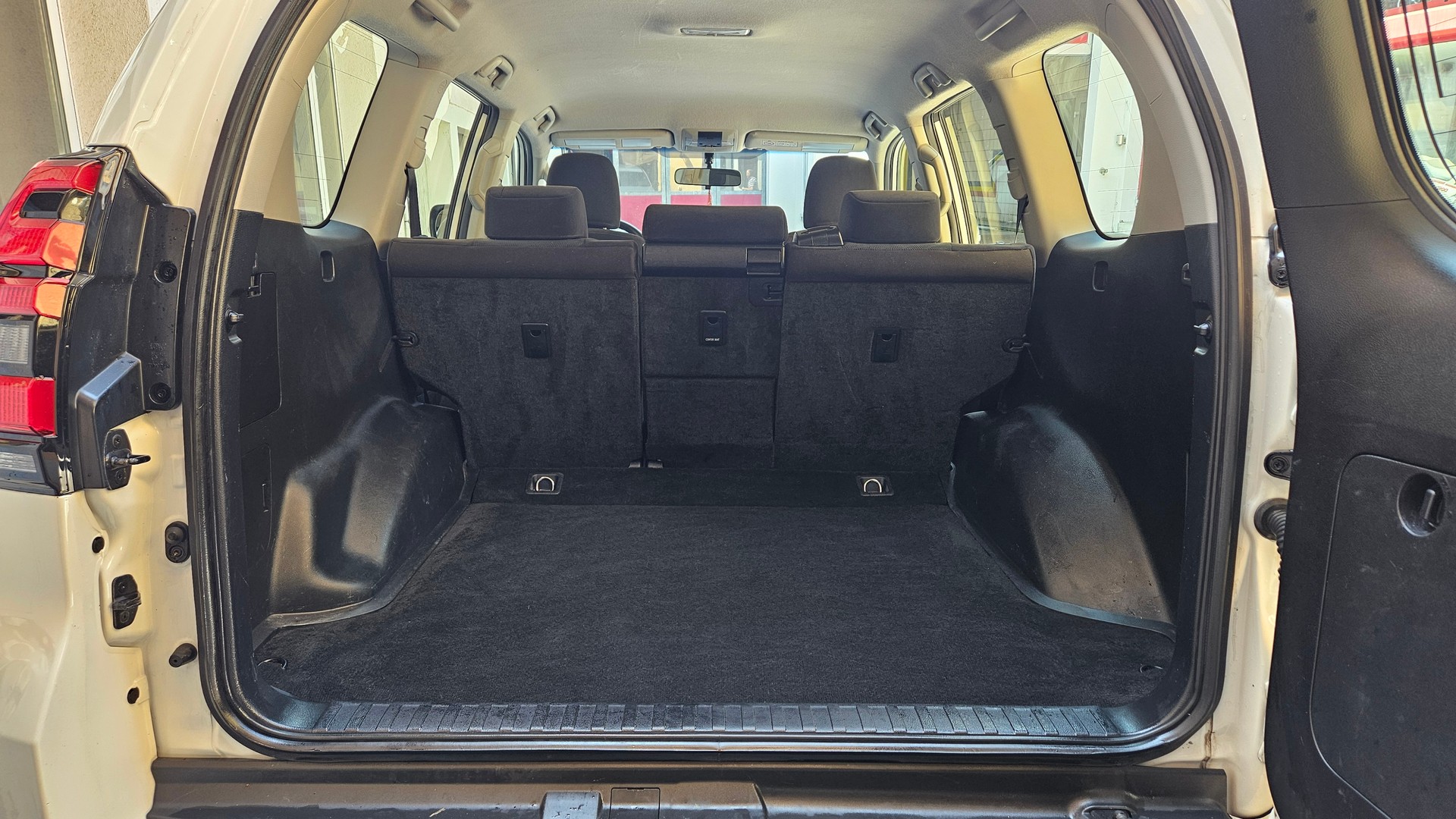 TOYOTA Land Cruiser 2.8TD Active Automat-image-10