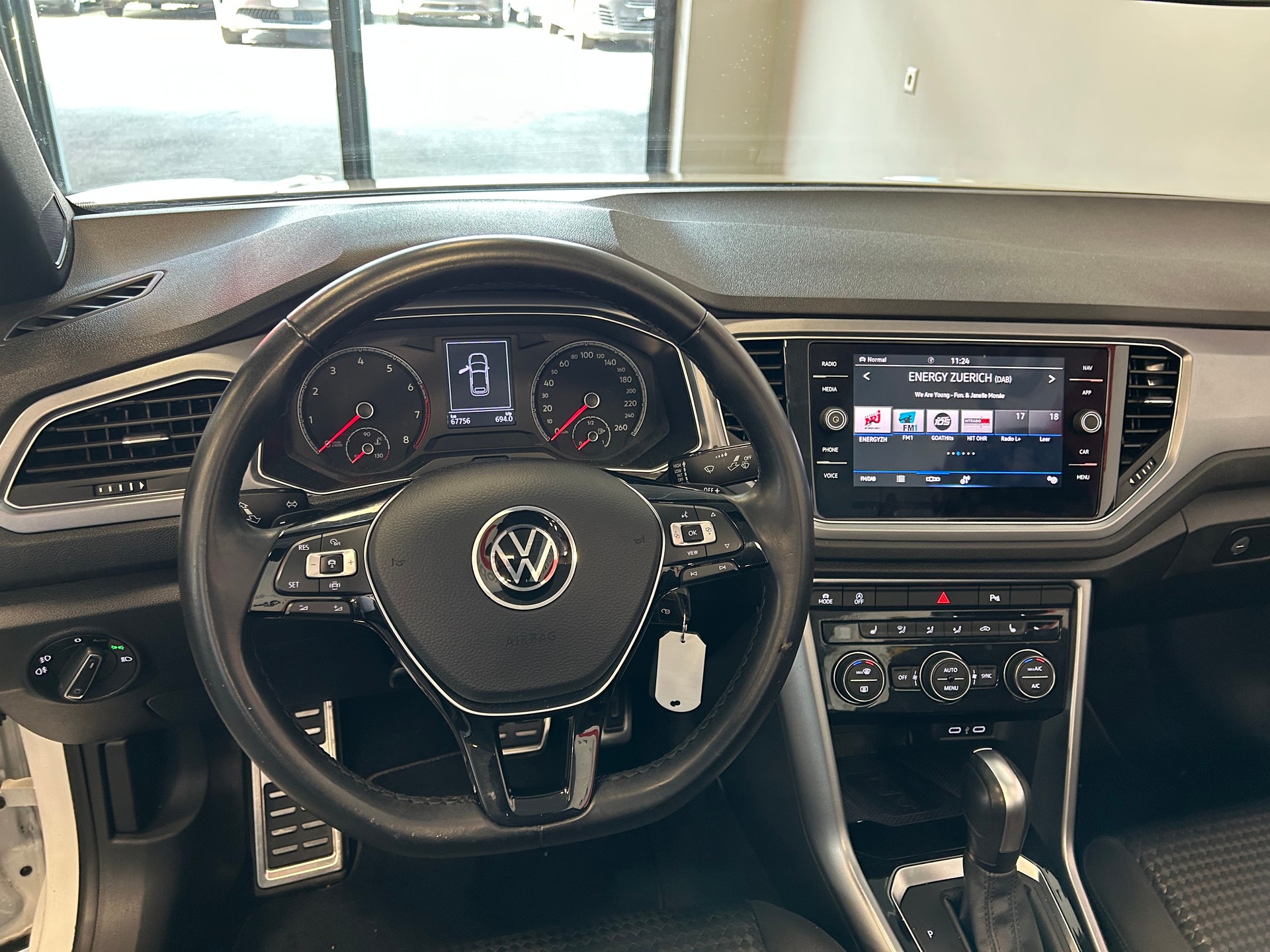 VW T-Roc Cabriolet 1.5 TSI EVO Advance DSG-image-9