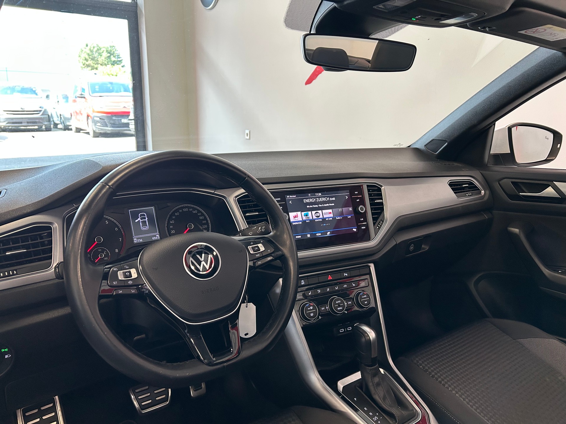 VW T-Roc Cabriolet 1.5 TSI EVO Advance DSG-image-8