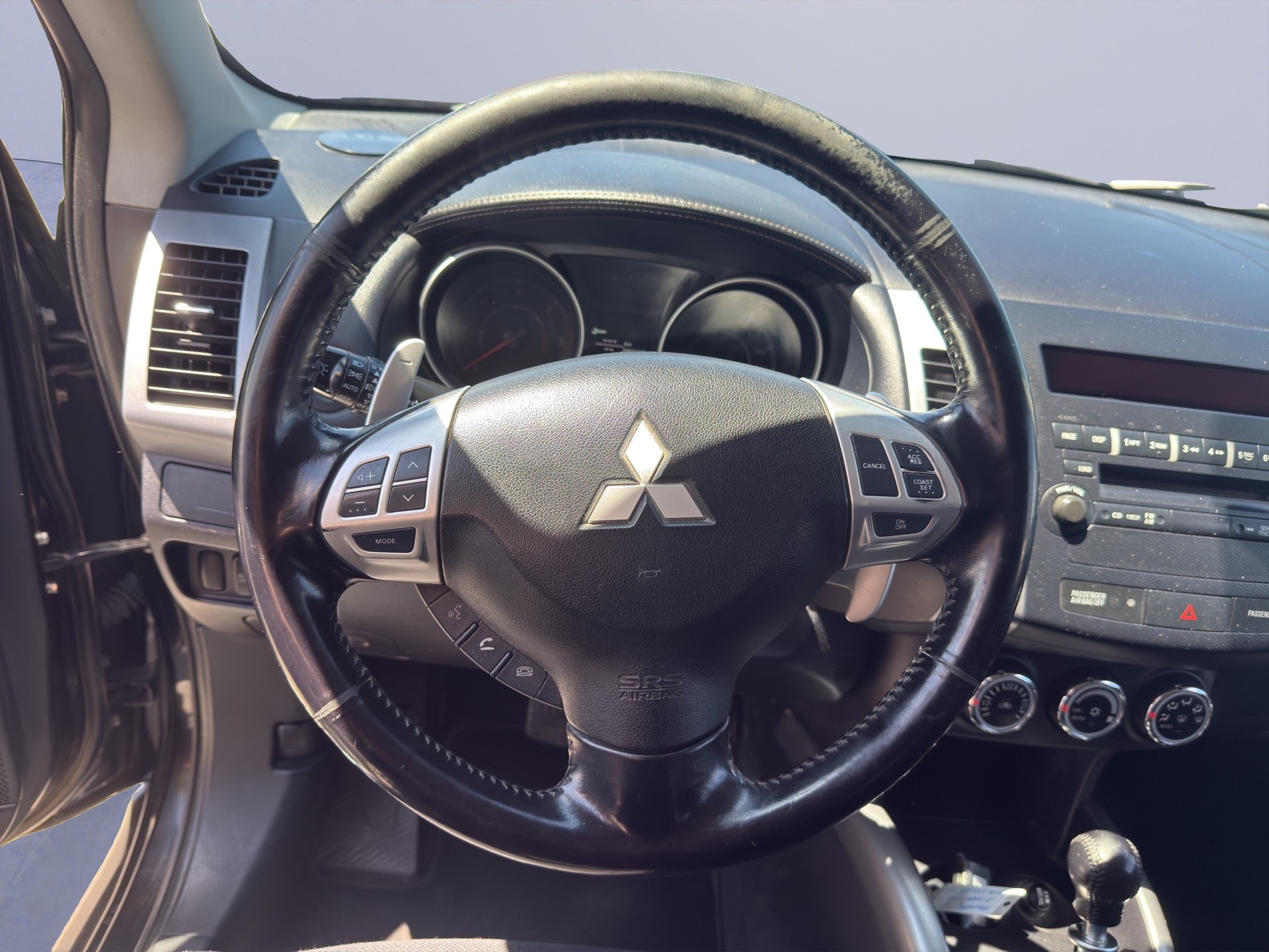 MITSUBISHI Outlander 2.2 DID Invite 4WD TC-SST-image-6