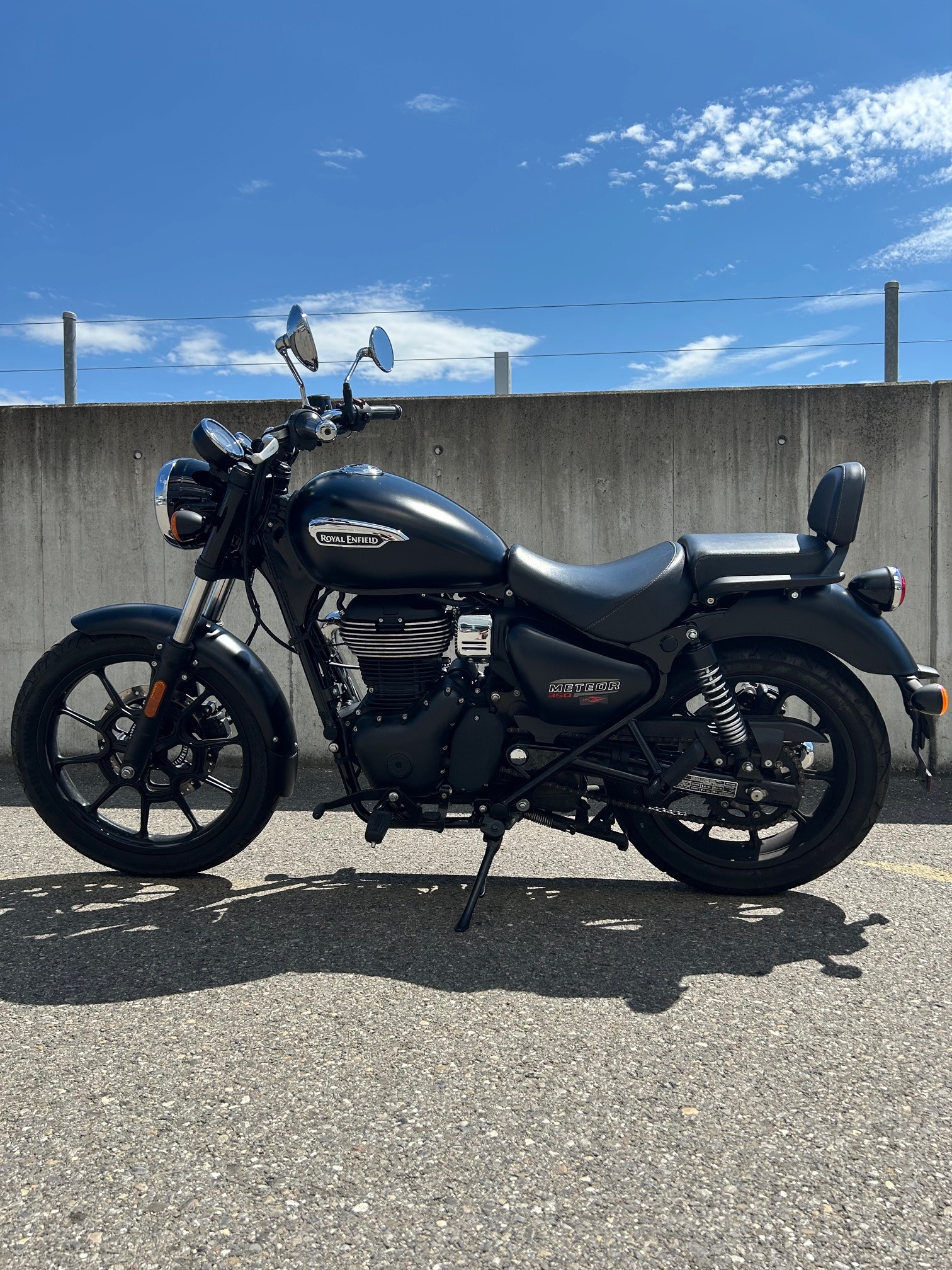 ROYAL ENFIELD Meteor Stellar-image-3