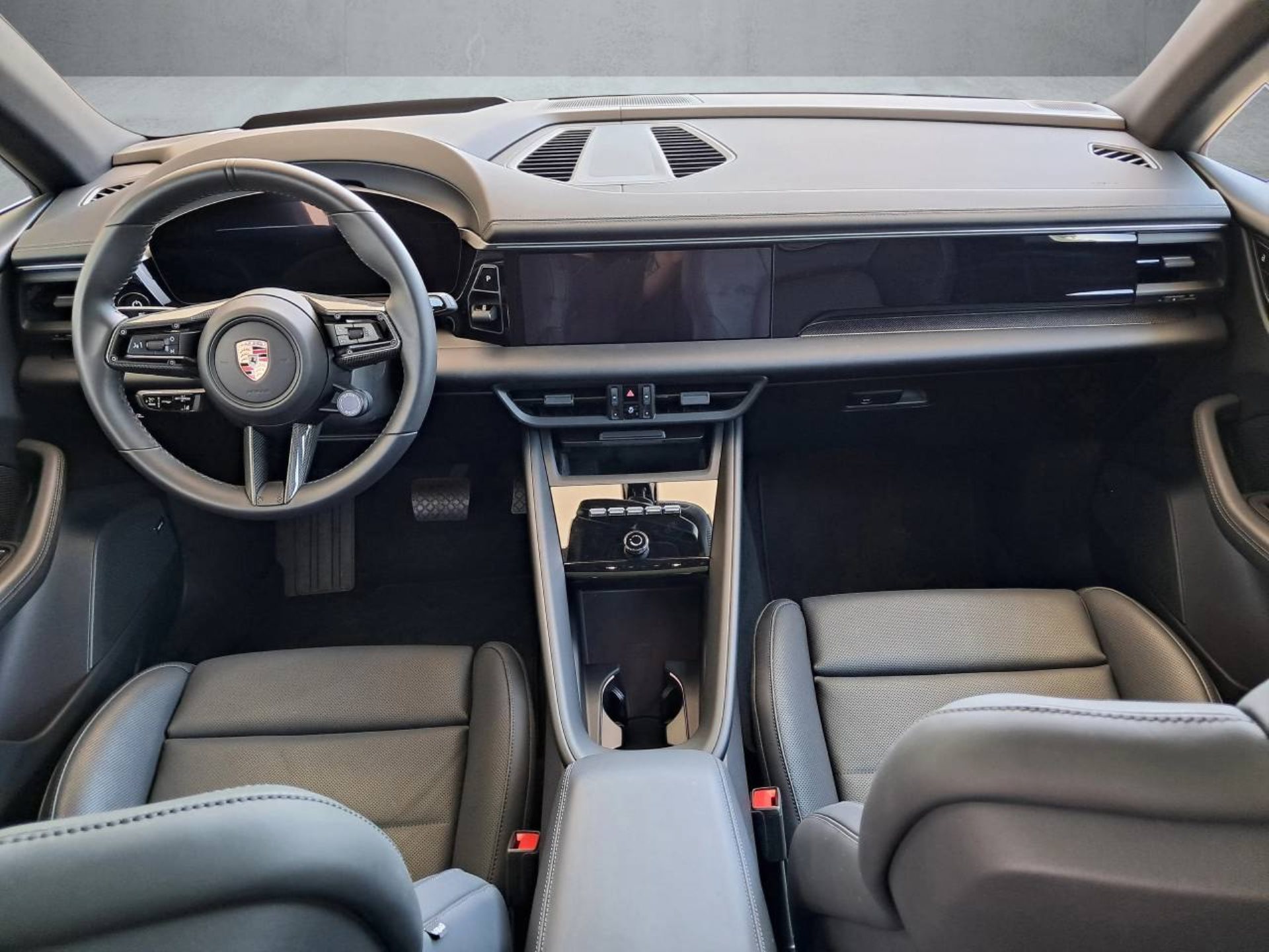 PORSCHE Macan 4-image-15