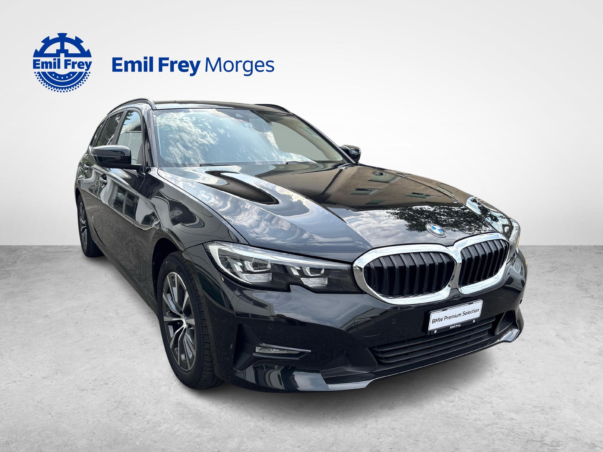 BMW 330i xDrive Touring
