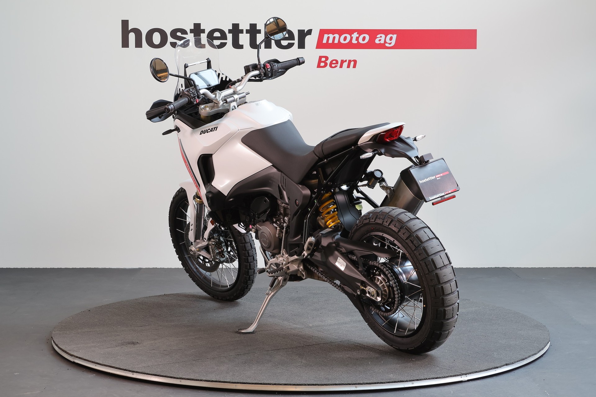 DUCATI Desert X-image-3