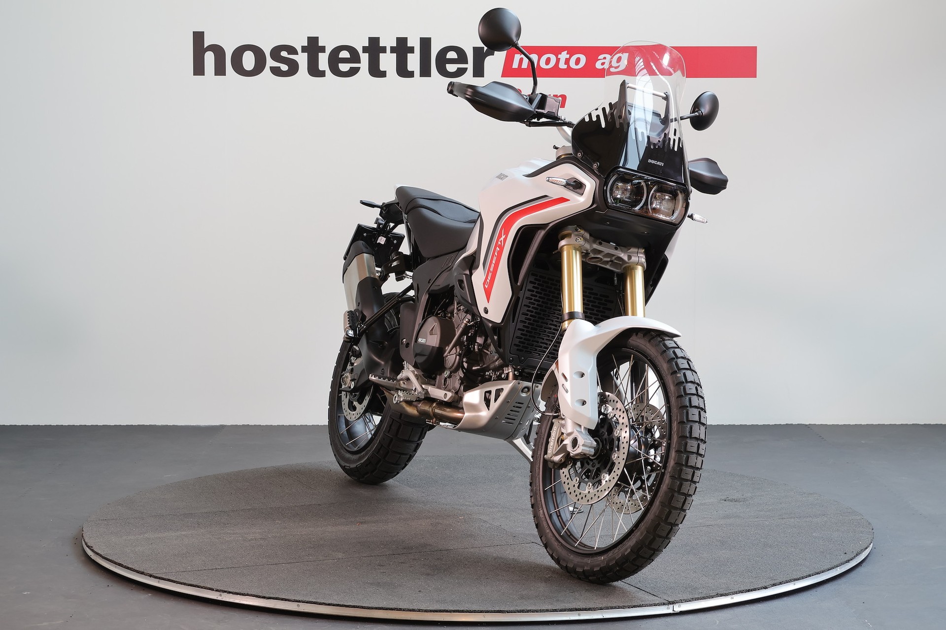 DUCATI Desert X-image-0