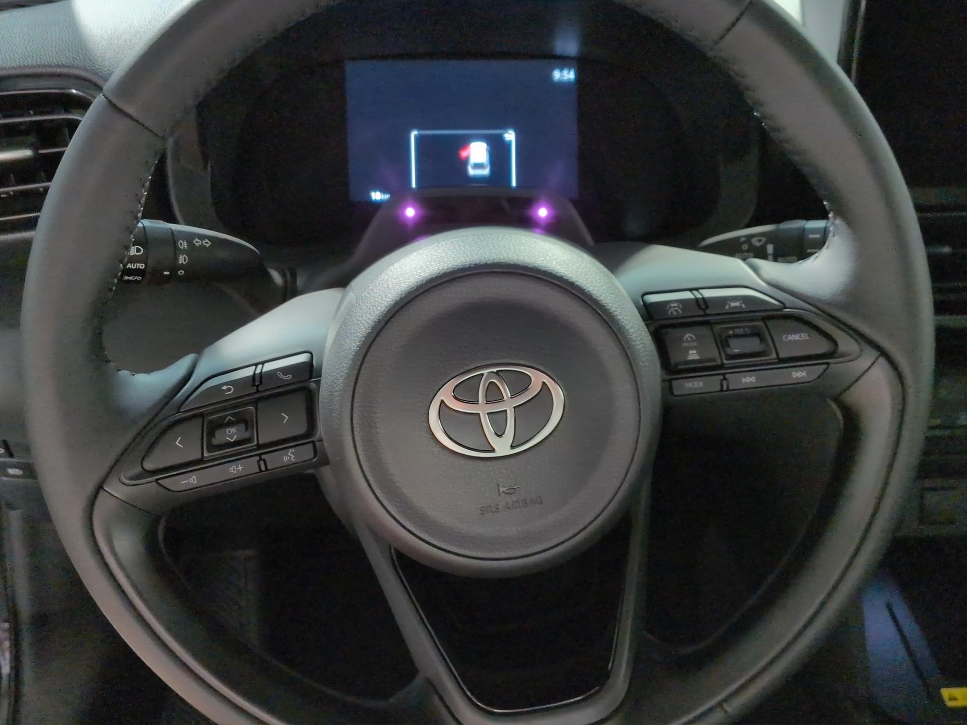 TOYOTA Yaris Cross 1.5 Trend e-CVT-image-9