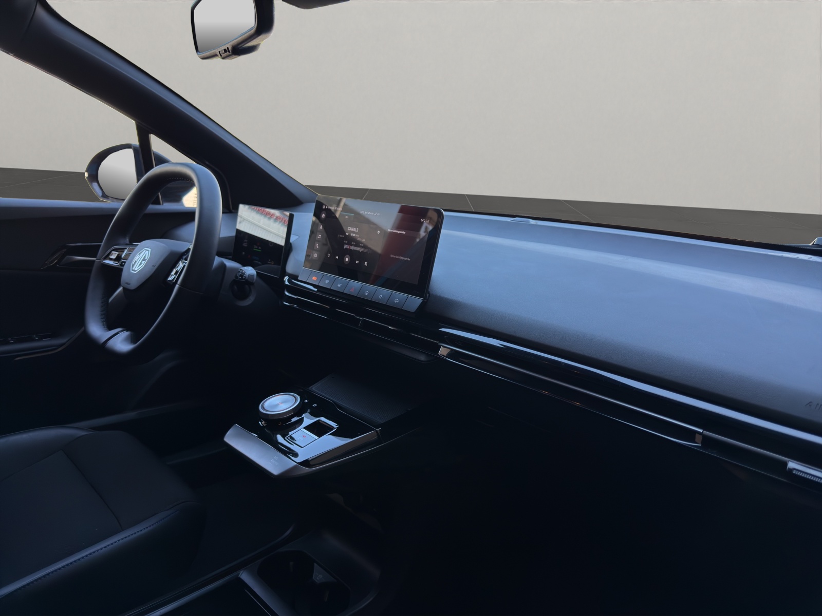 MG 4 64kWh Luxury-image-9