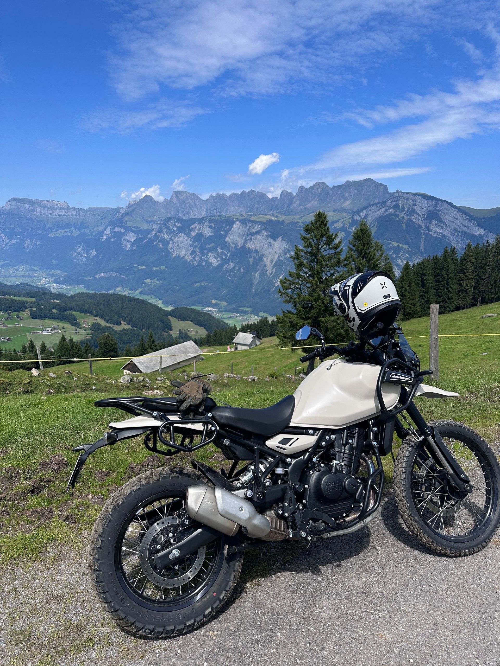 ROYAL ENFIELD HIMALAYAN-image-0