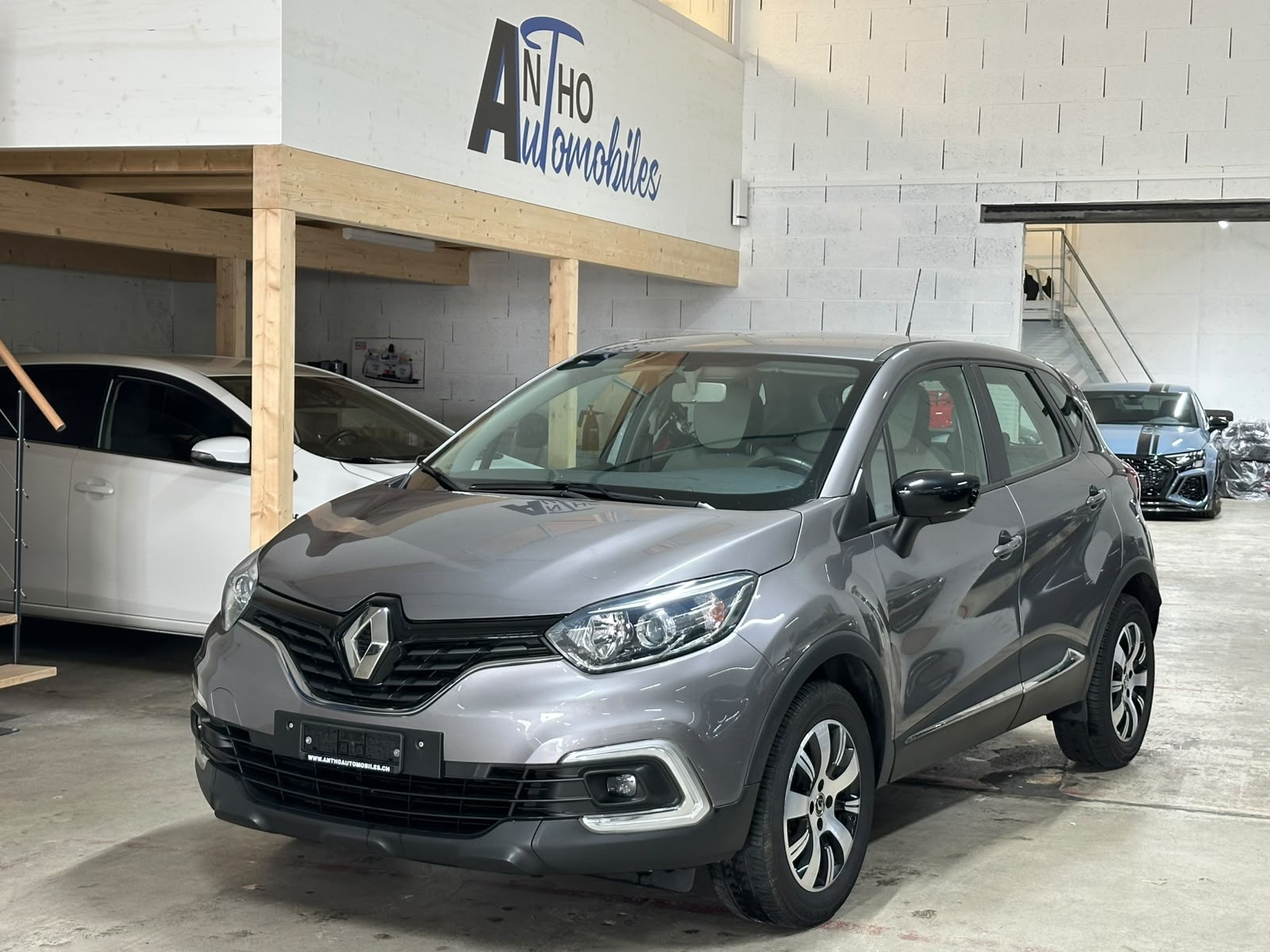 RENAULT Captur 0.9 12V Intens