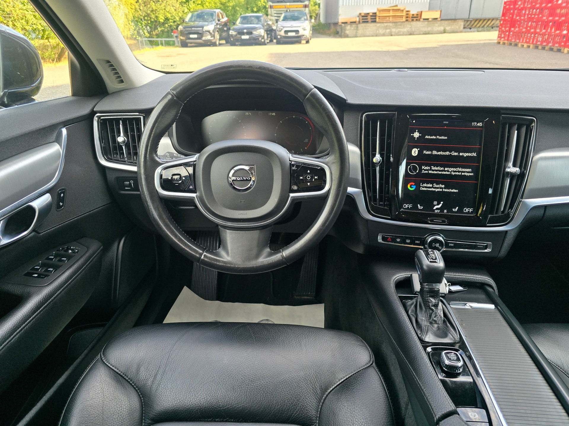 VOLVO V90 D3 AWD Kinetic Geartronic-image-18