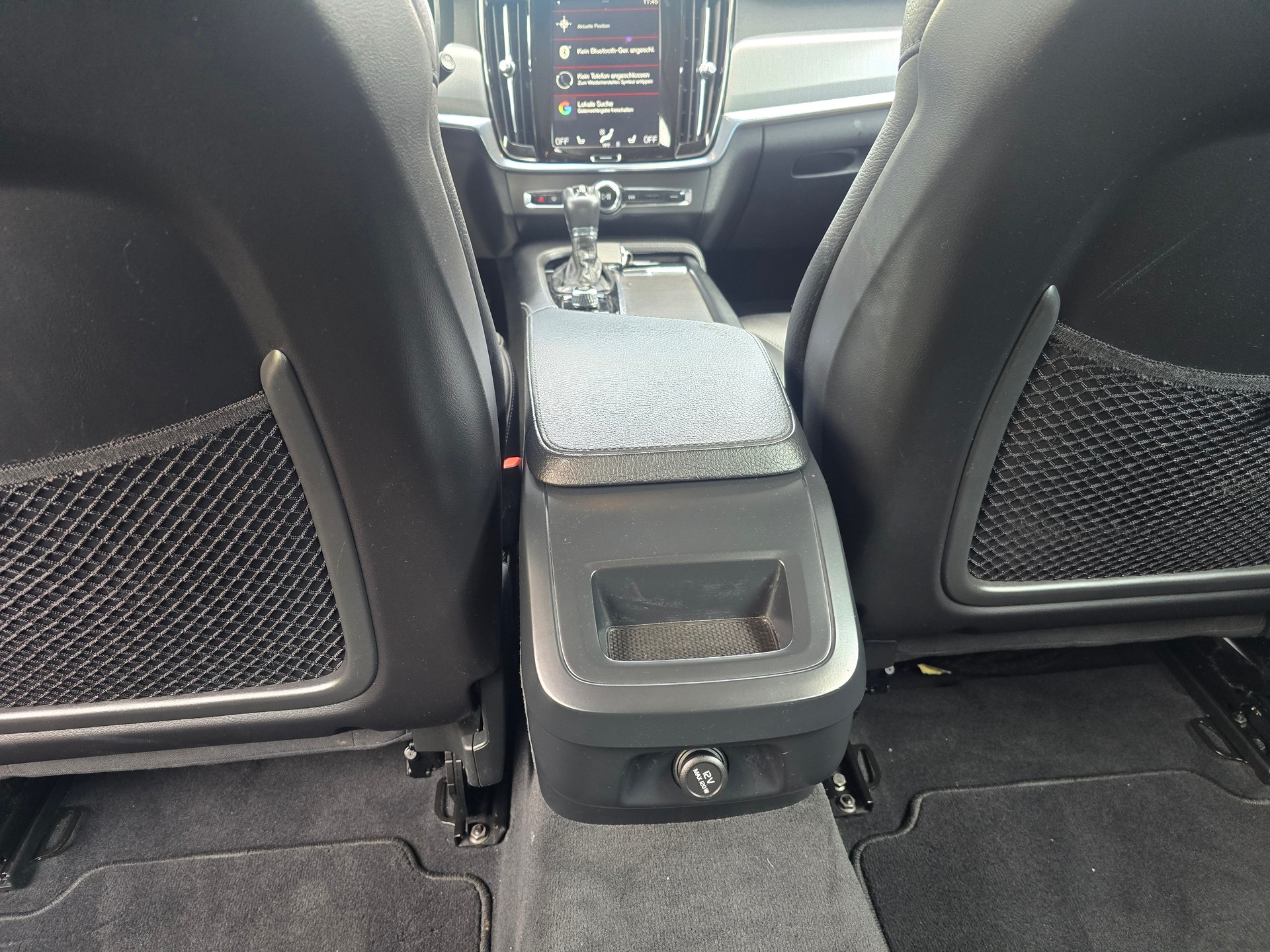 VOLVO V90 D3 AWD Kinetic Geartronic-image-17