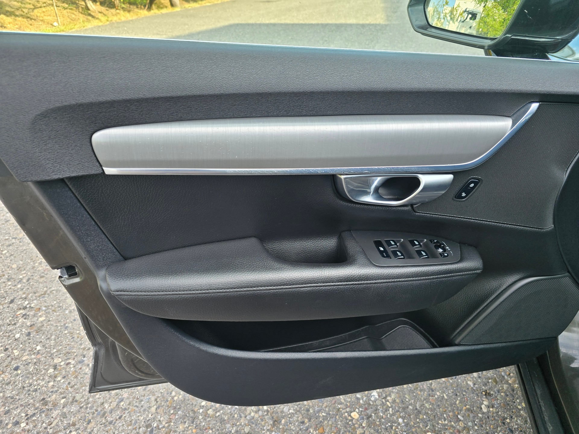 VOLVO V90 D3 AWD Kinetic Geartronic-image-14
