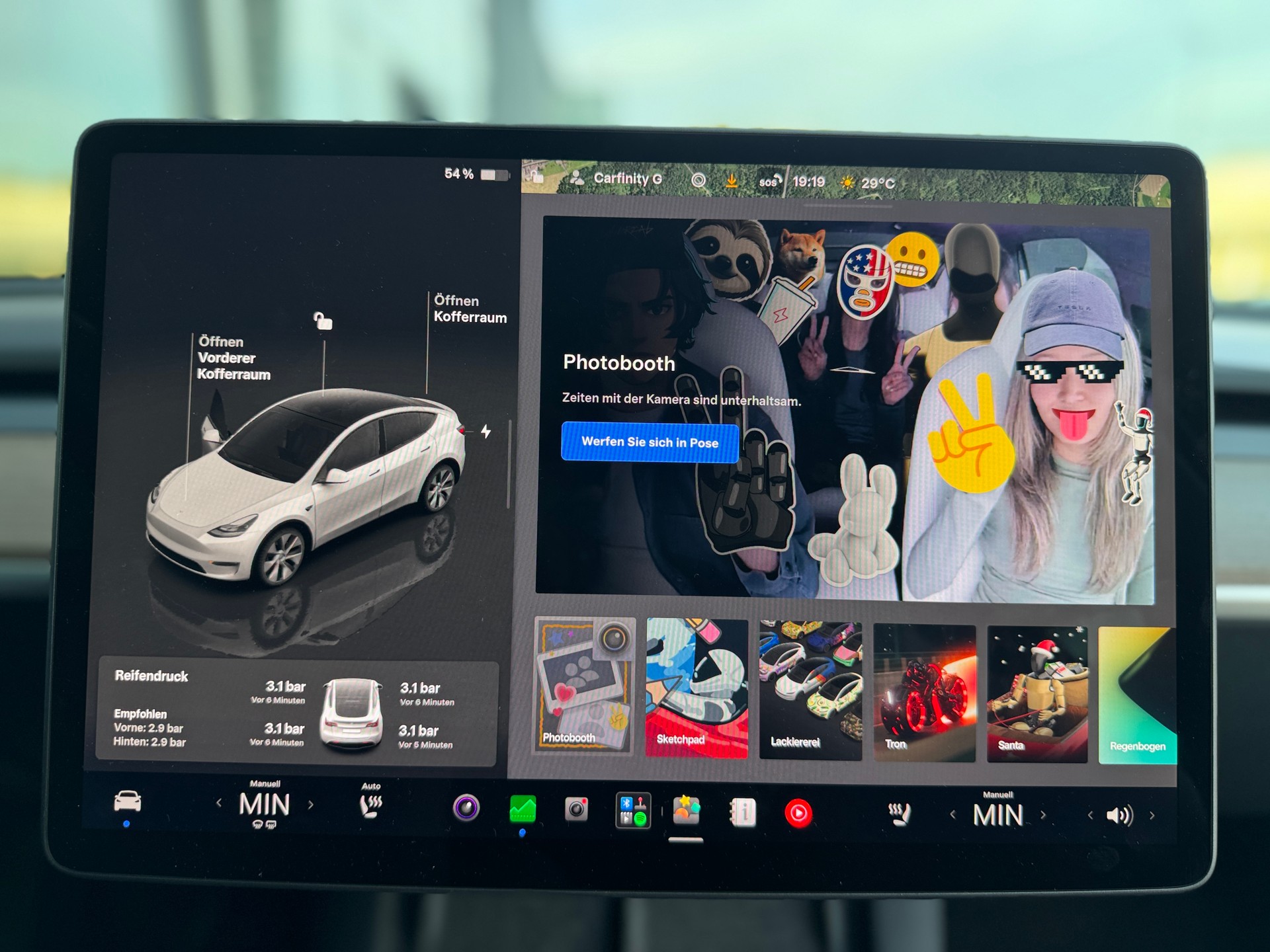 TESLA Model Y Long Range-image-20